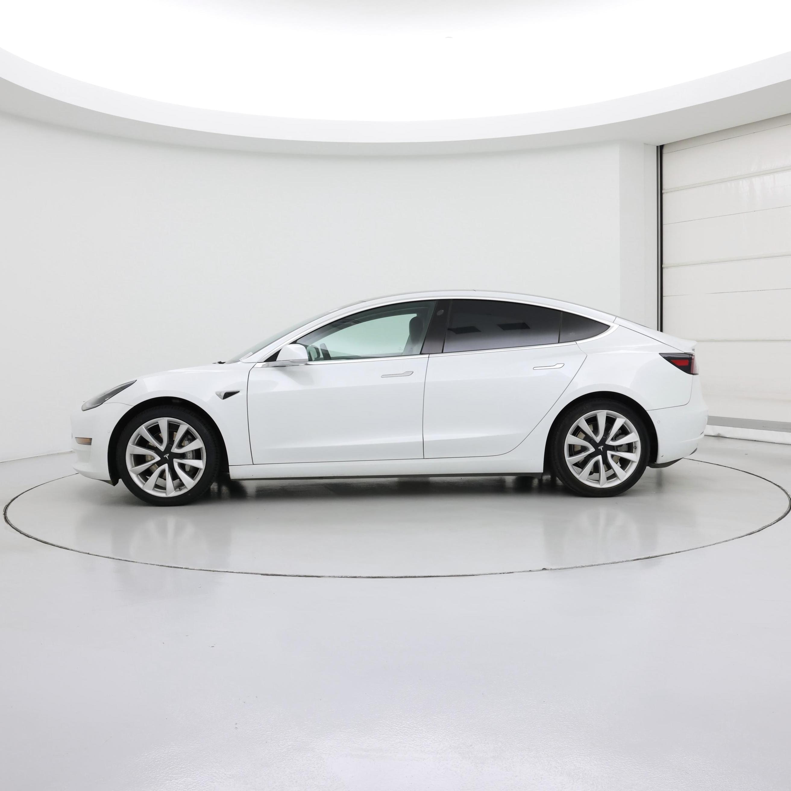 Thumbnail: 2020 Tesla Model 3 - 3