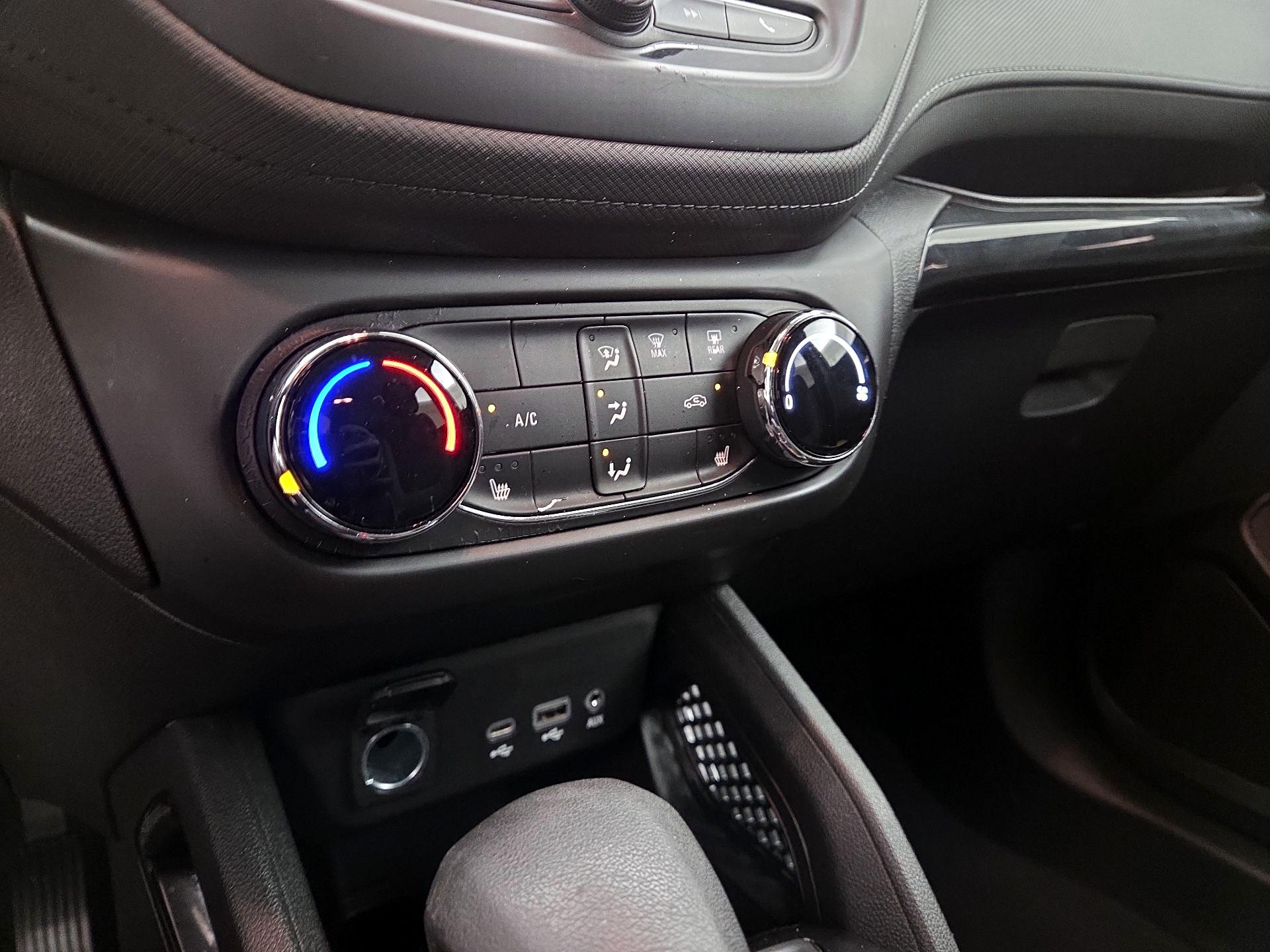 Thumbnail: 2021 Chevrolet TrailBlazer - 16