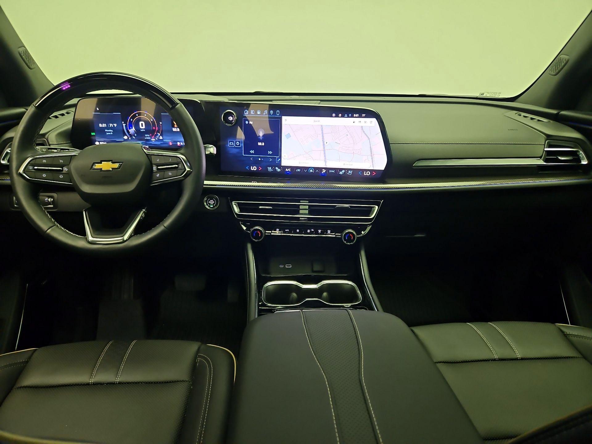 Thumbnail: 2026 Chevrolet Traverse - 9