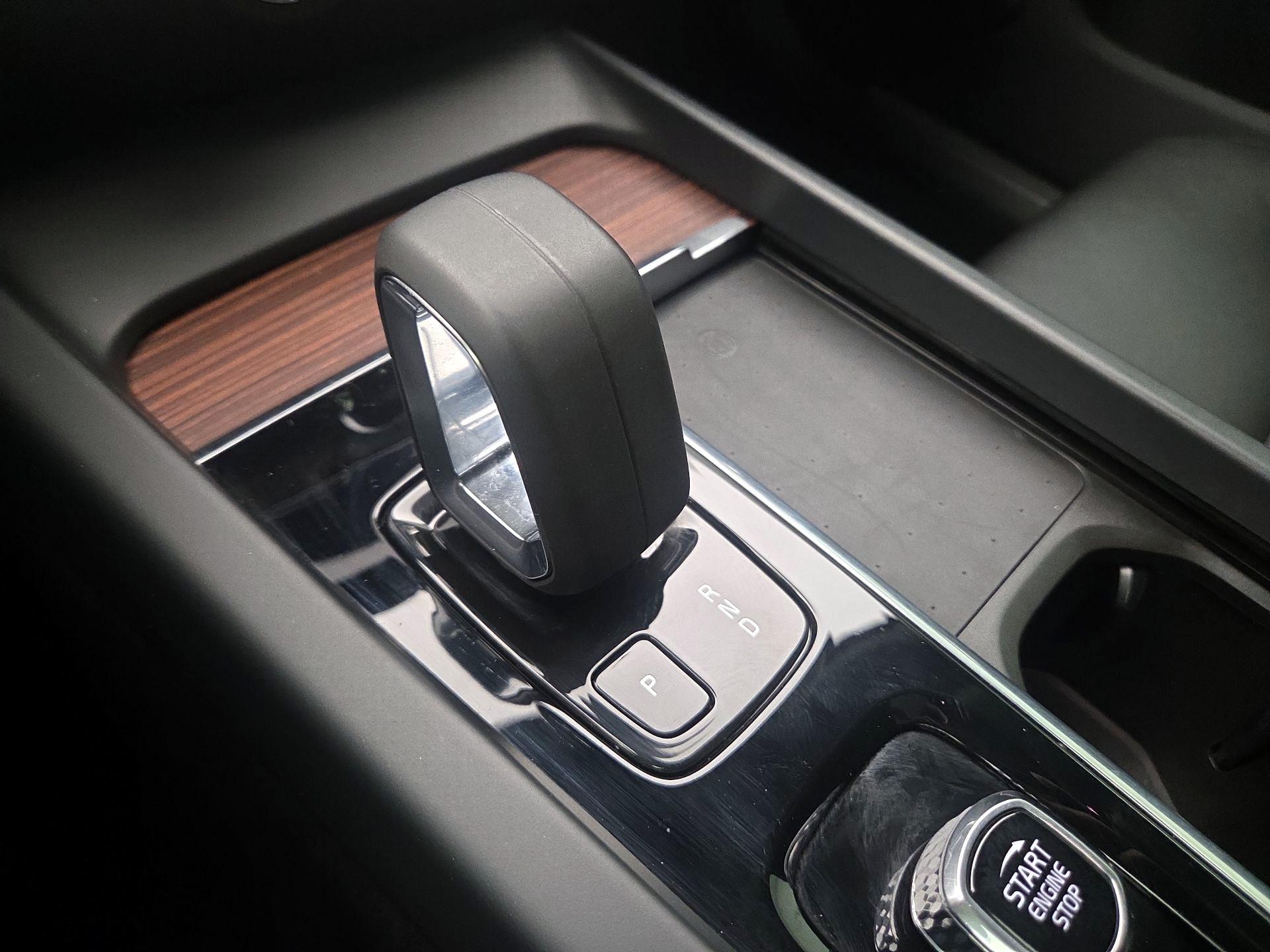 Thumbnail: 2022 Volvo S60 - 18