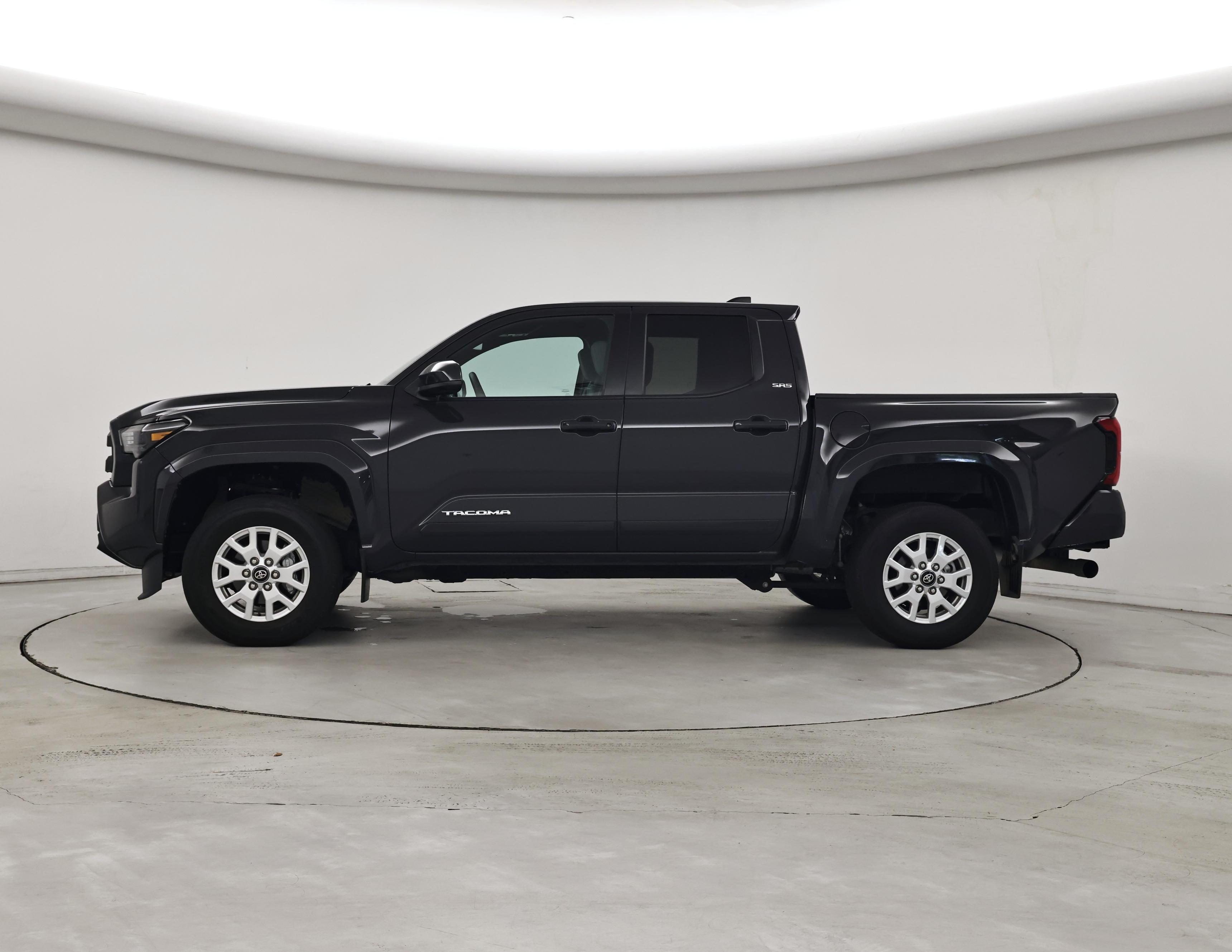 Thumbnail: 2024 Toyota Tacoma - 3