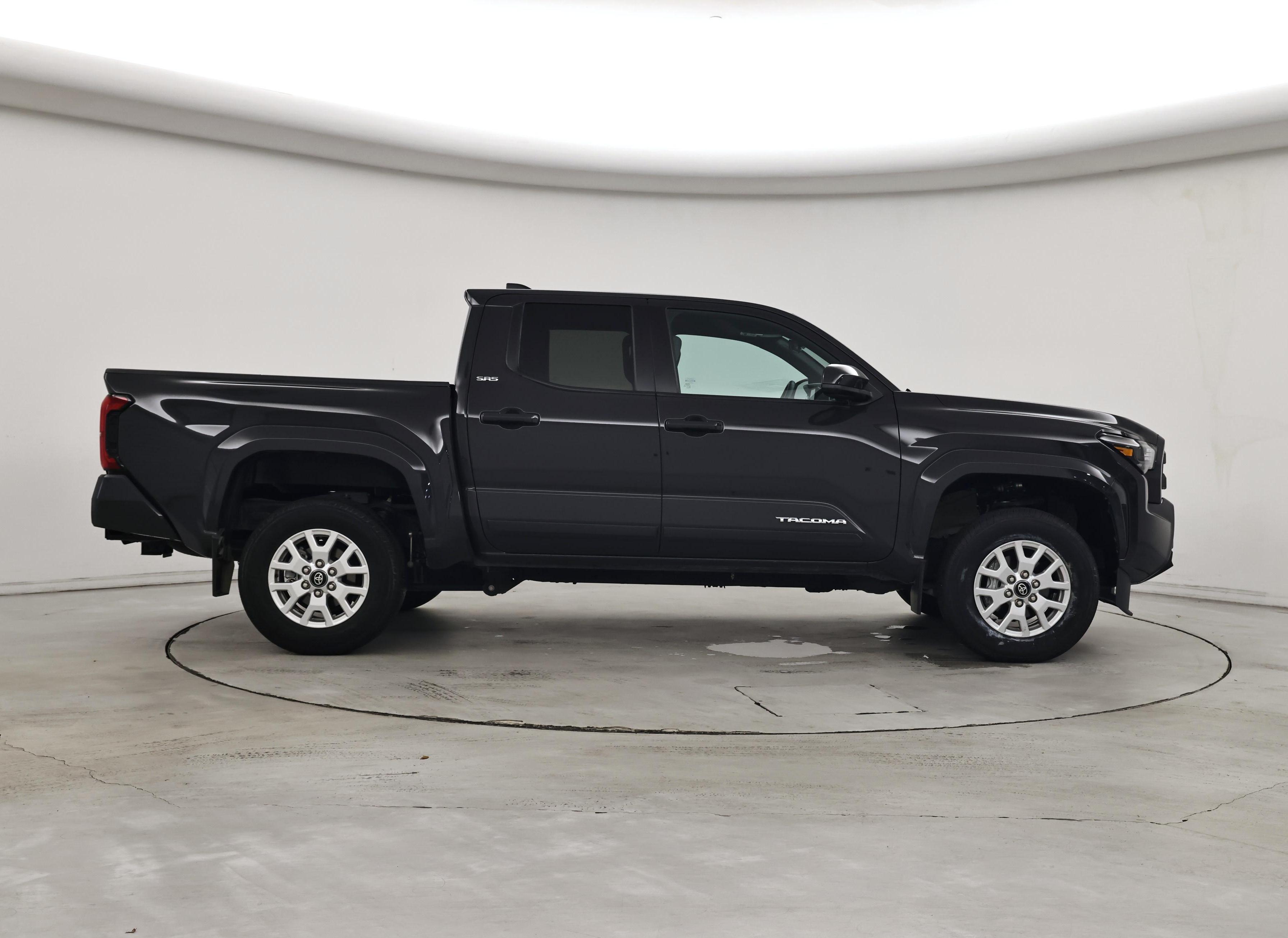 Thumbnail: 2024 Toyota Tacoma - 7