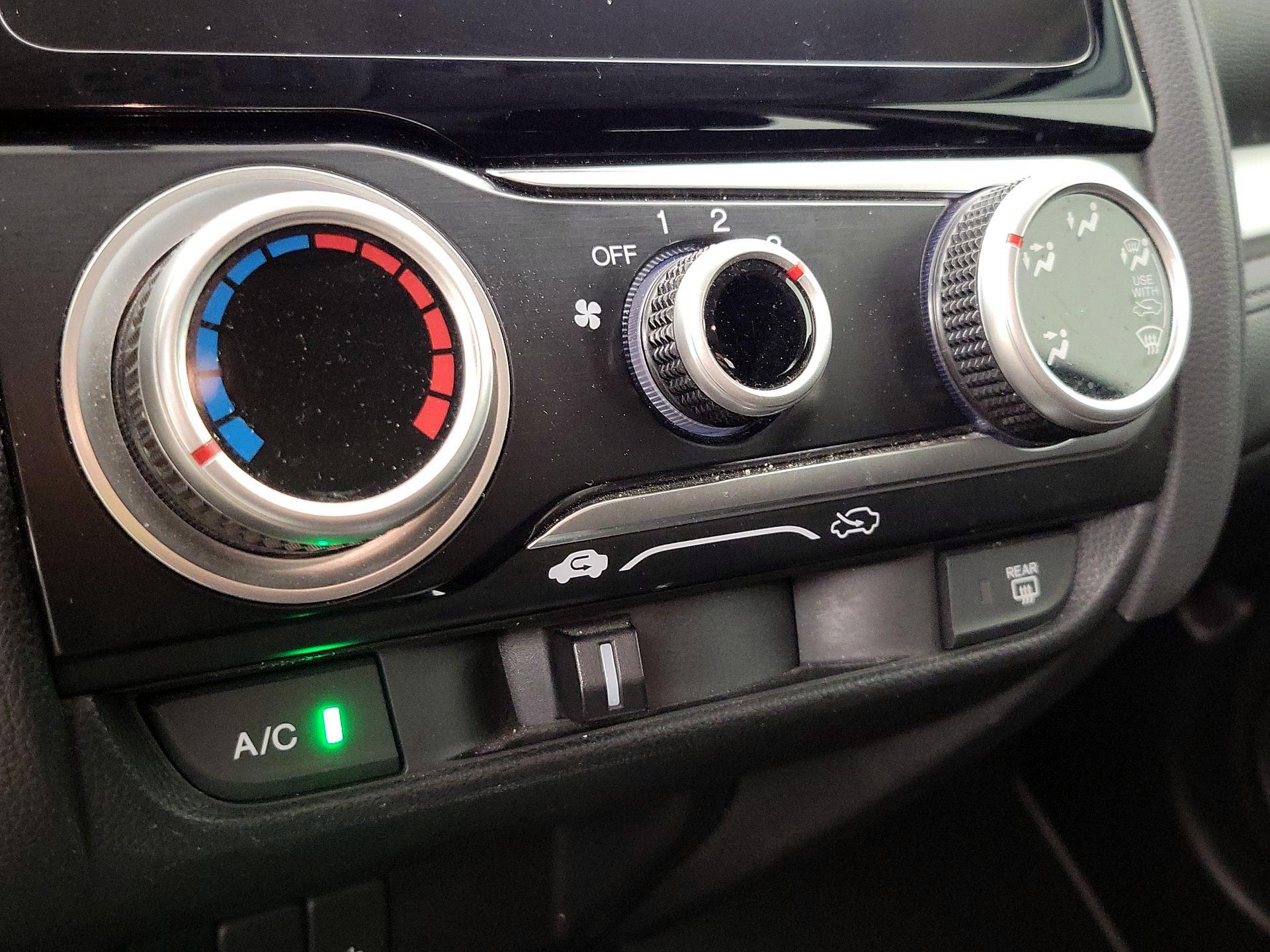 Thumbnail: 2015 Honda Fit - 16