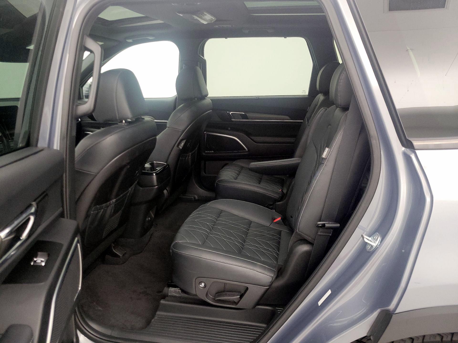 Thumbnail: 2023 Kia Telluride - 20