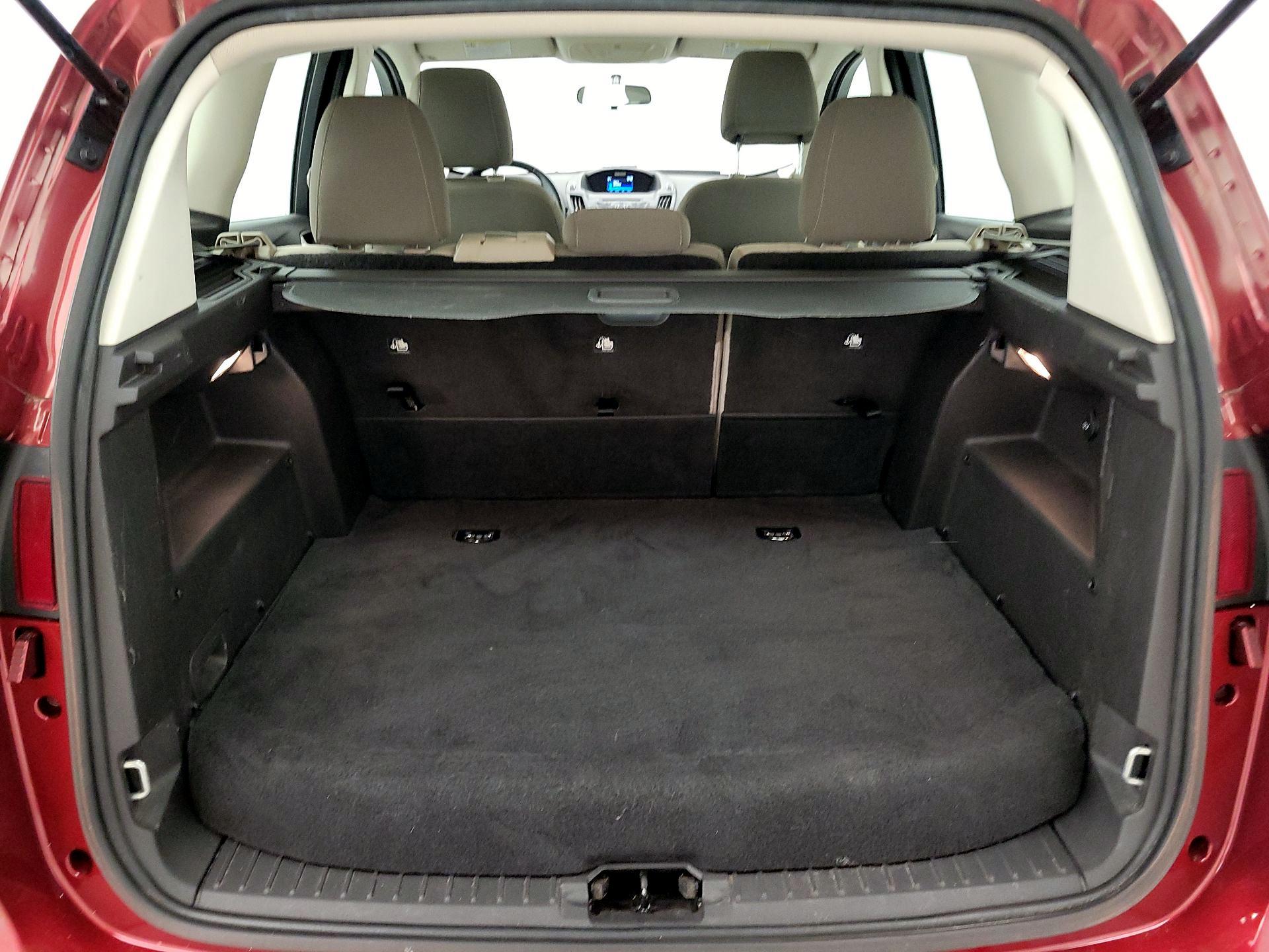 Thumbnail: 2015 Ford C-Max - 17