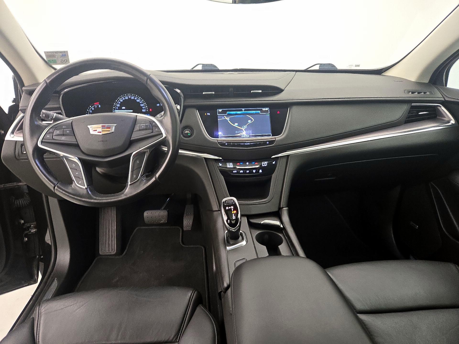 Thumbnail: 2018 Cadillac XT5 - 9