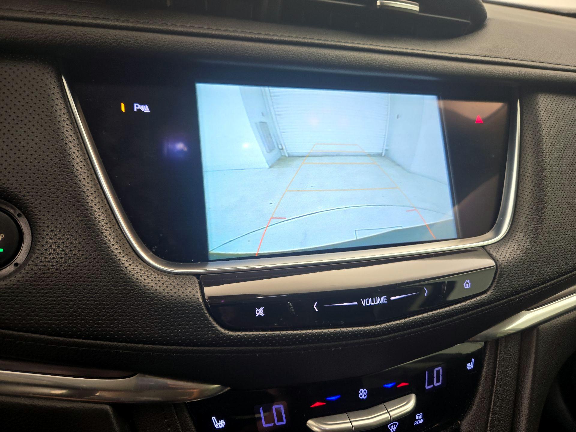Thumbnail: 2018 Cadillac XT5 - 15