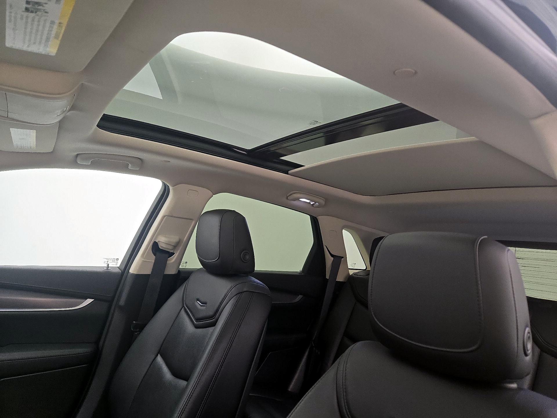 Thumbnail: 2018 Cadillac XT5 - 20