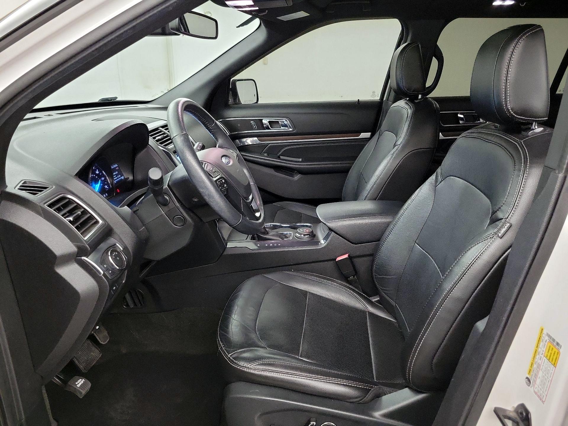 Thumbnail: 2018 Ford Explorer - 11