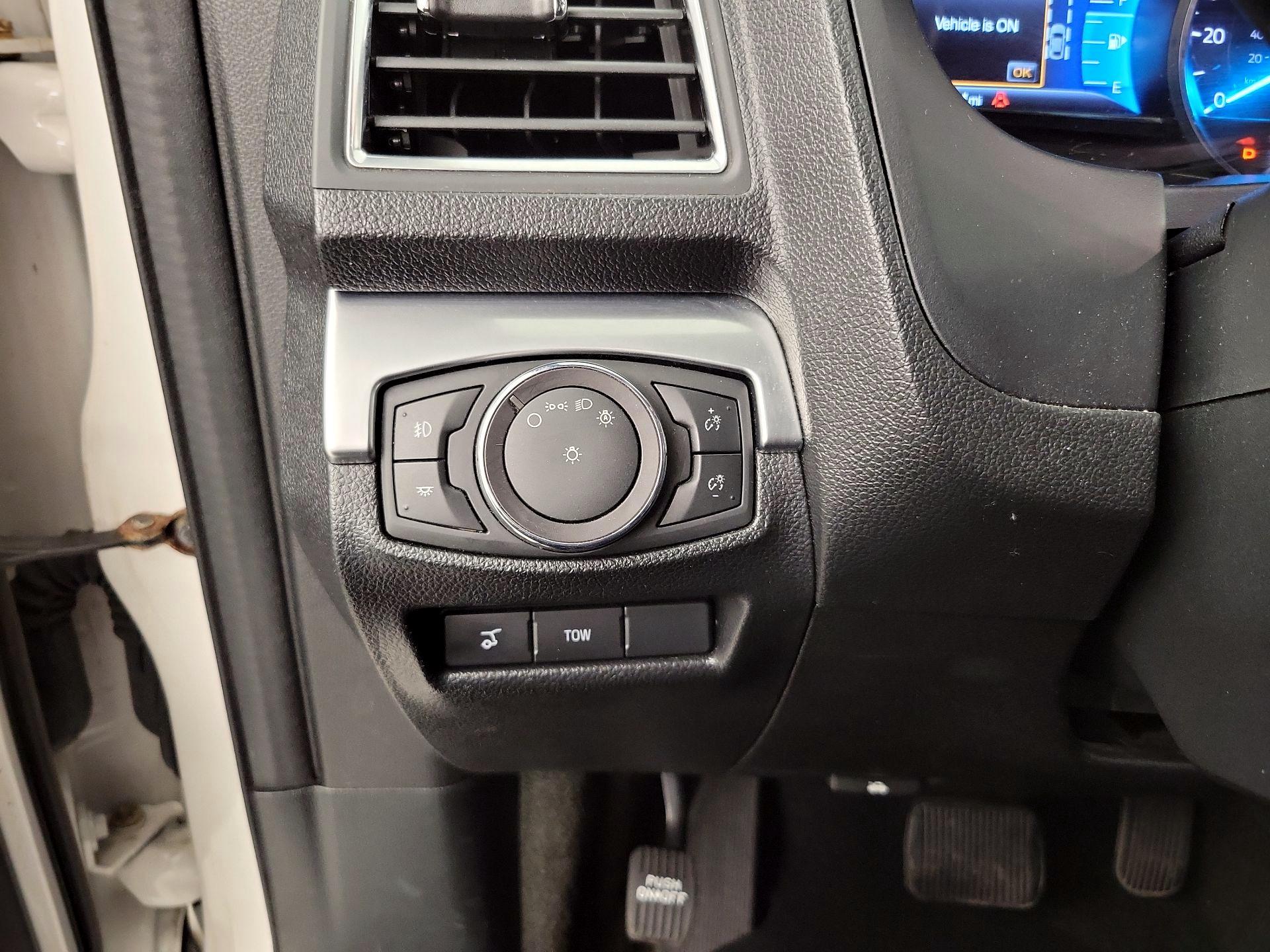Thumbnail: 2018 Ford Explorer - 13