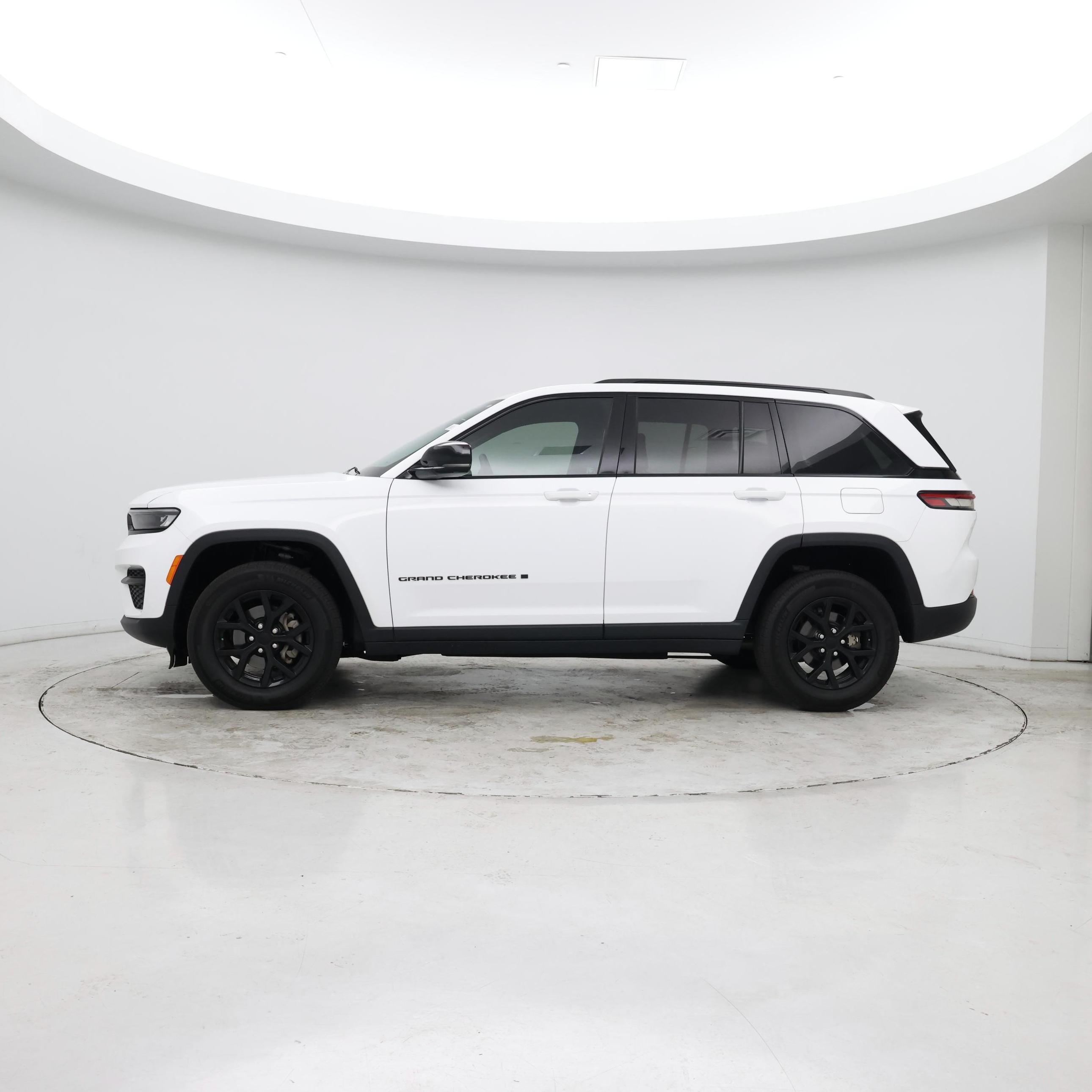 Thumbnail: 2024 Jeep Grand Cherokee - 2