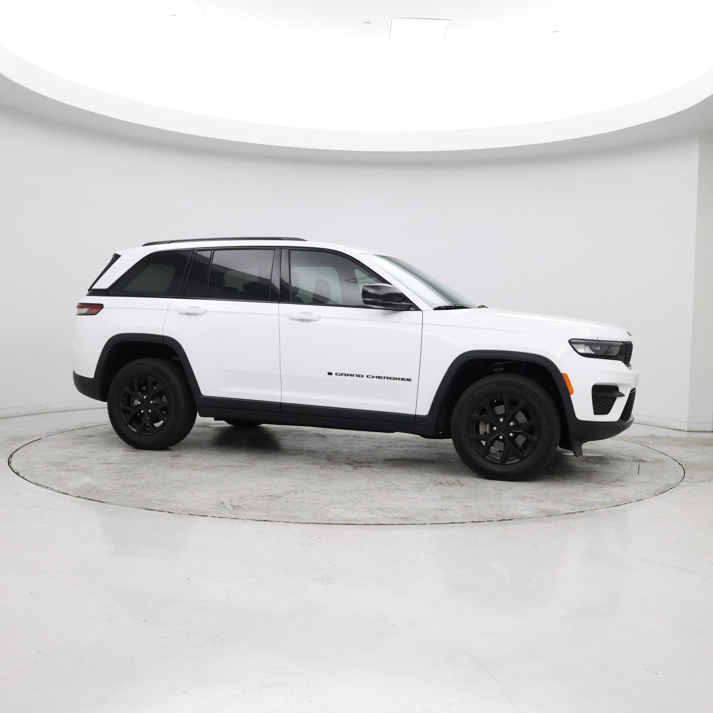 Thumbnail: 2024 Jeep Grand Cherokee - 7
