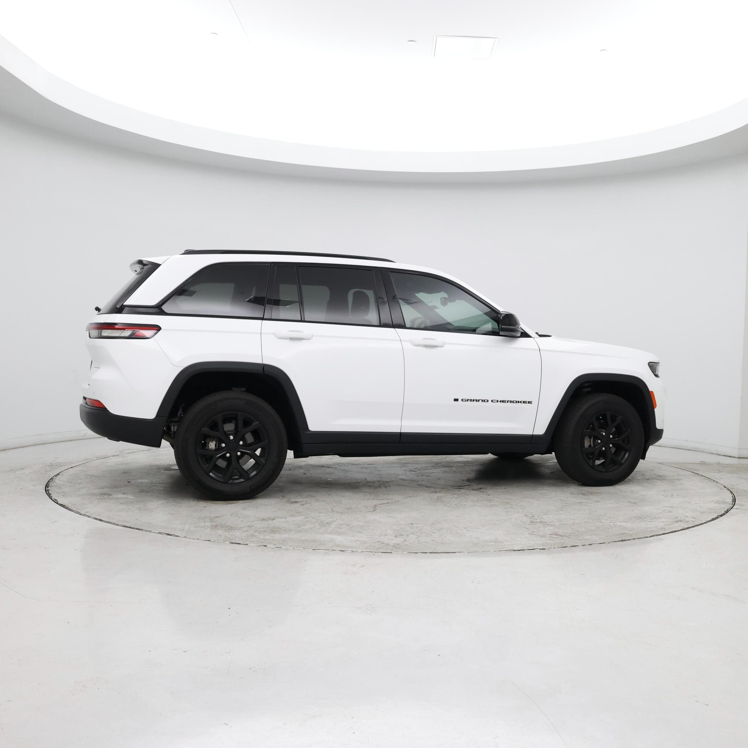 Thumbnail: 2024 Jeep Grand Cherokee - 8