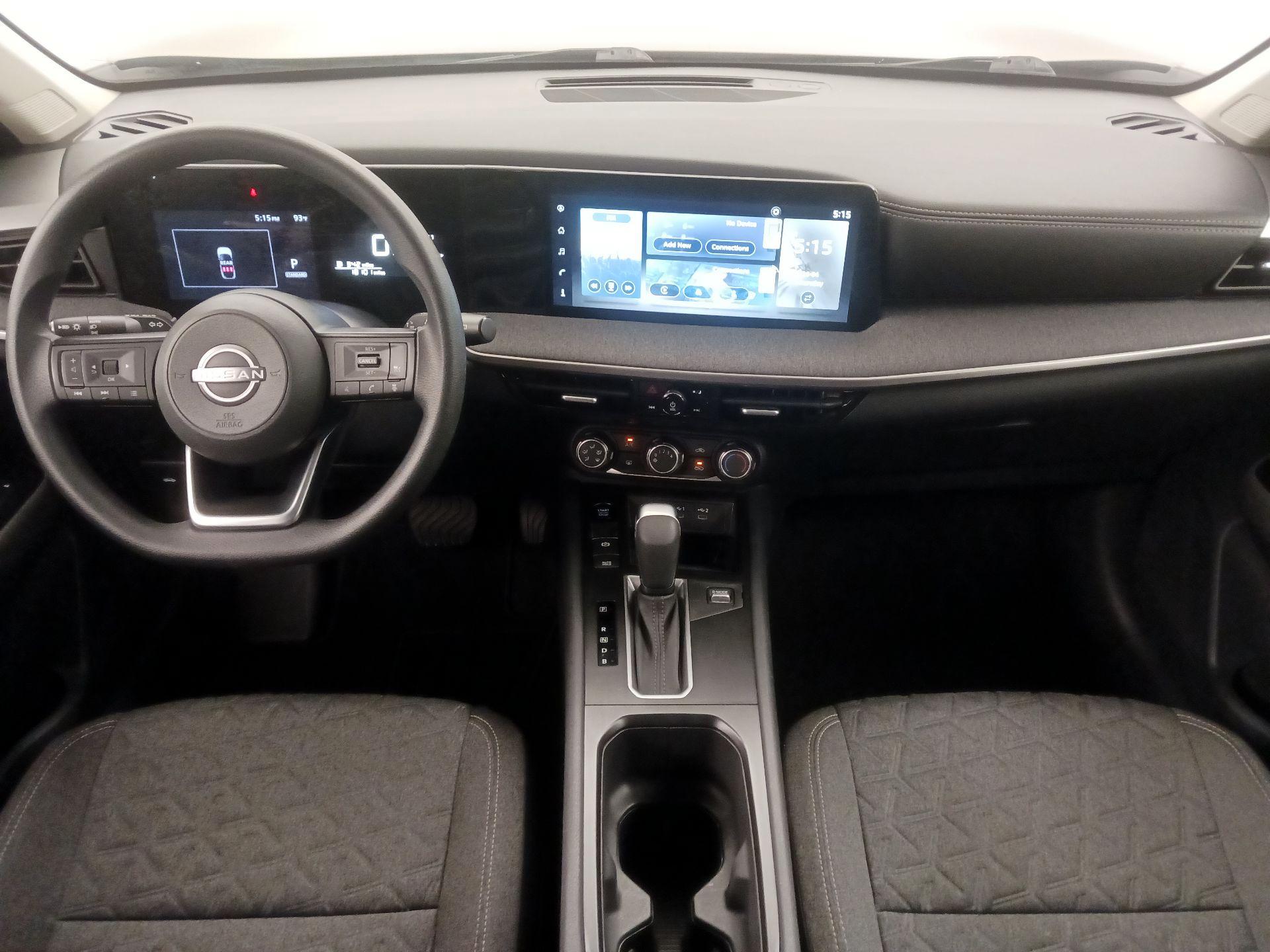 Thumbnail: 2025 Nissan Kicks - 9