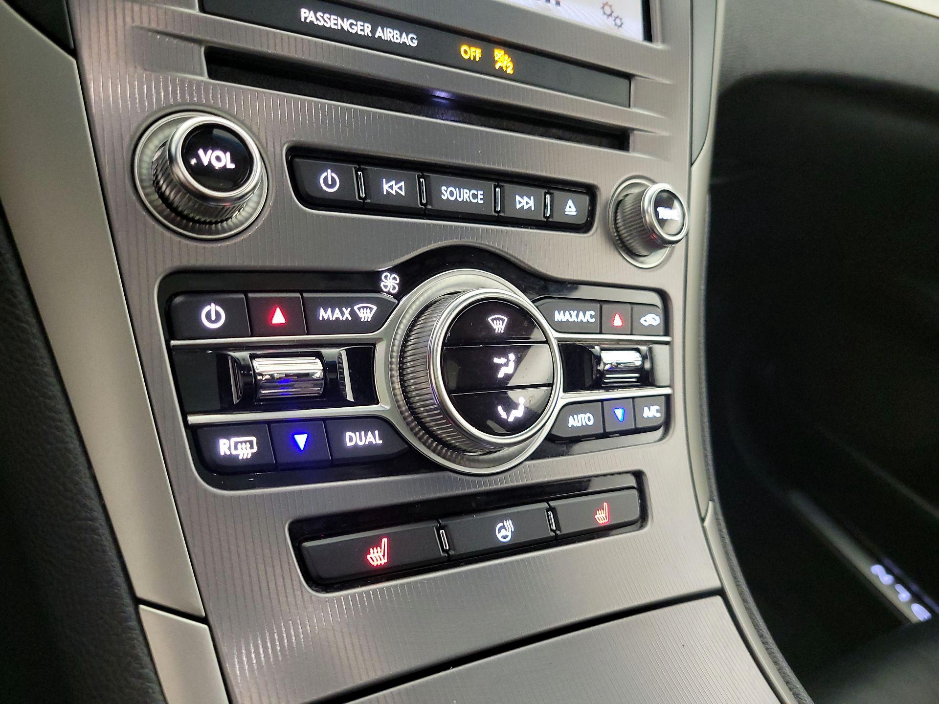 Thumbnail: 2019 Lincoln MKZ - 17
