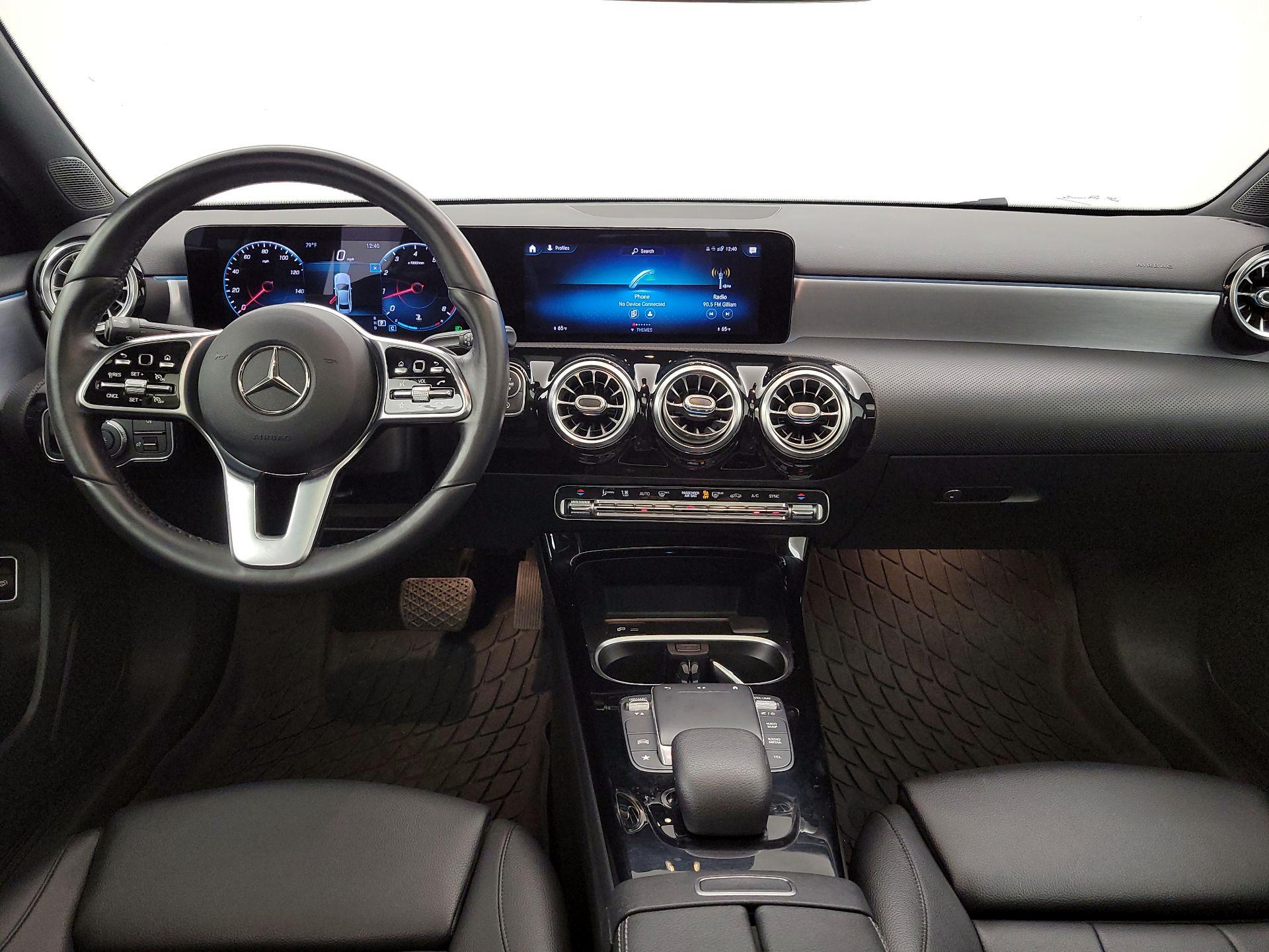 Thumbnail: 2021 Mercedes-Benz A-Class - 9