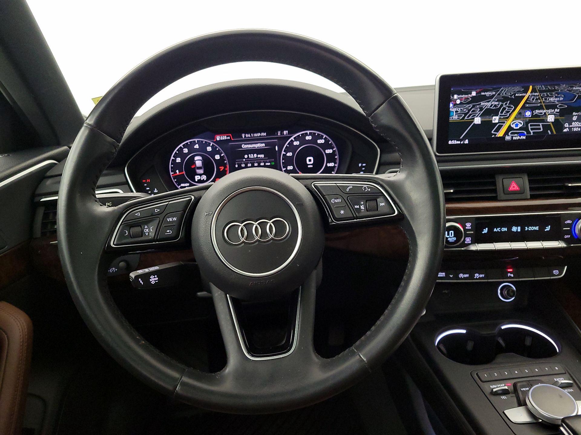 Thumbnail: 2019 Audi A4 - 10