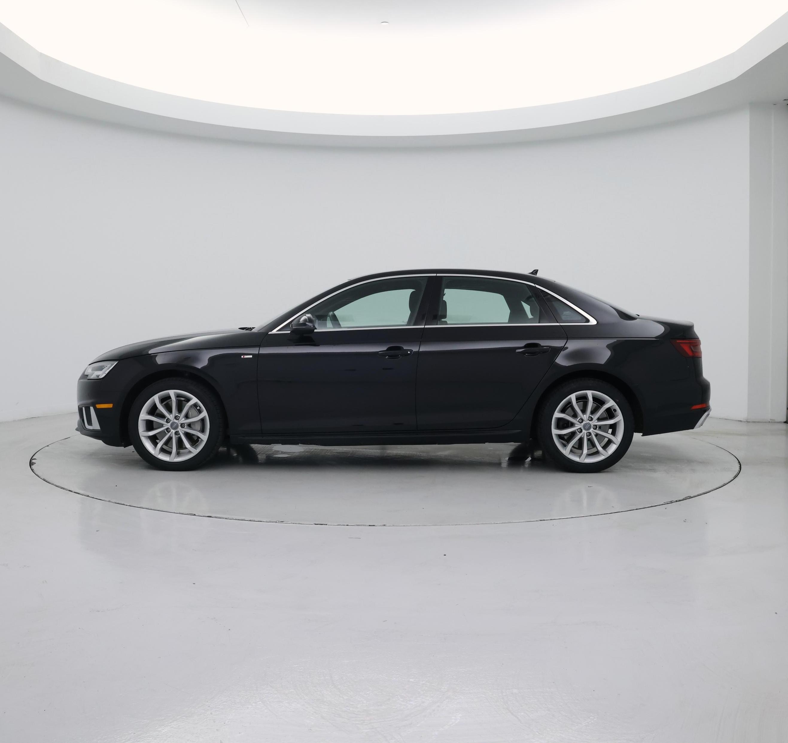 Thumbnail: 2019 Audi A4 - 3
