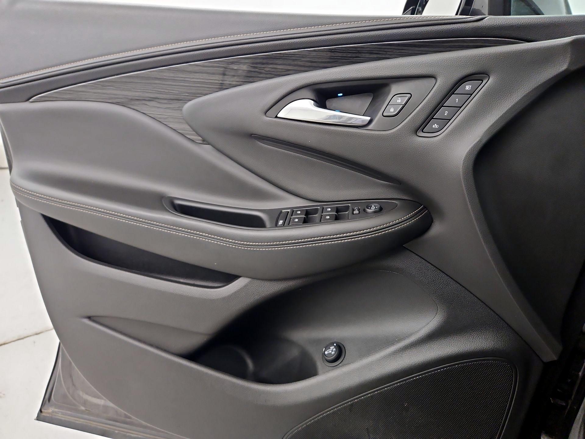 Thumbnail: 2017 Buick Envision - 12
