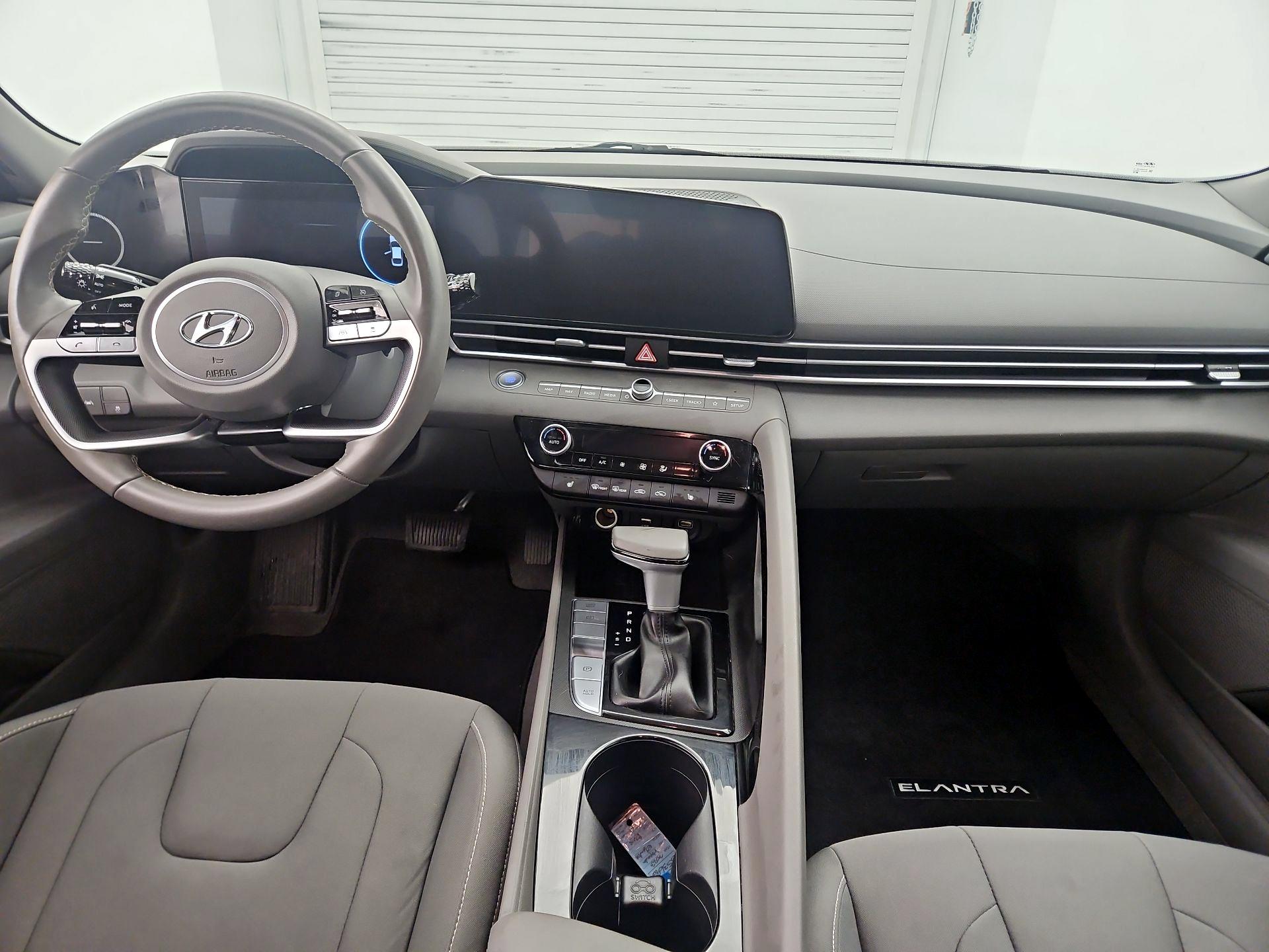 Thumbnail: 2023 Hyundai Elantra - 9