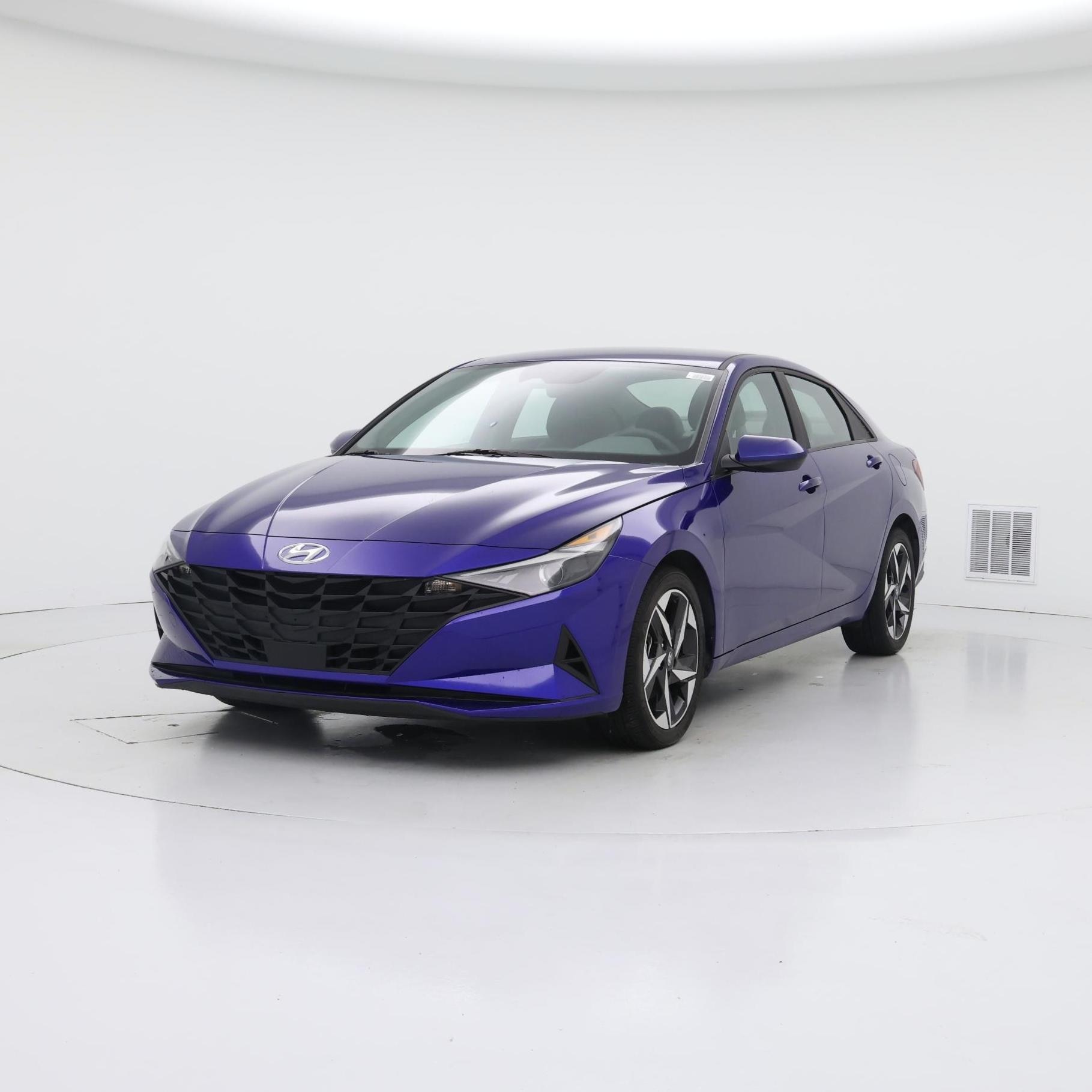 Thumbnail: 2023 Hyundai Elantra - 4