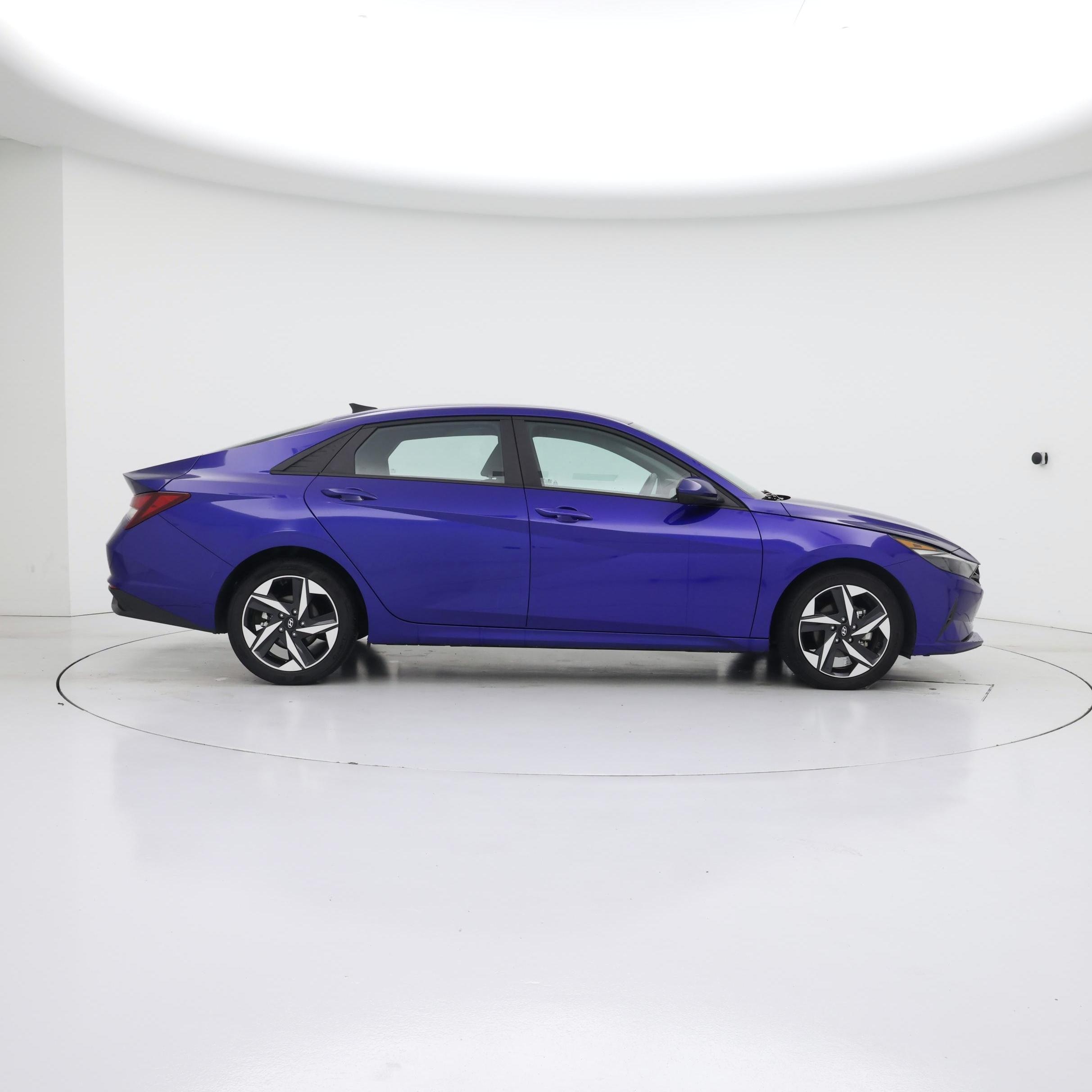 Thumbnail: 2023 Hyundai Elantra - 7