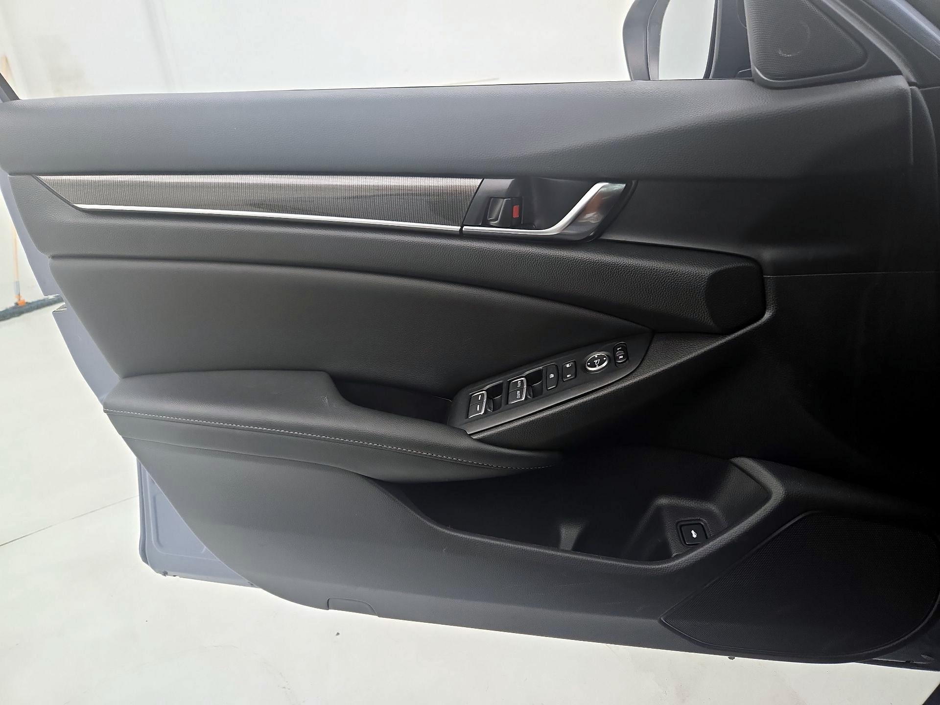 Thumbnail: 2022 Honda Accord - 12