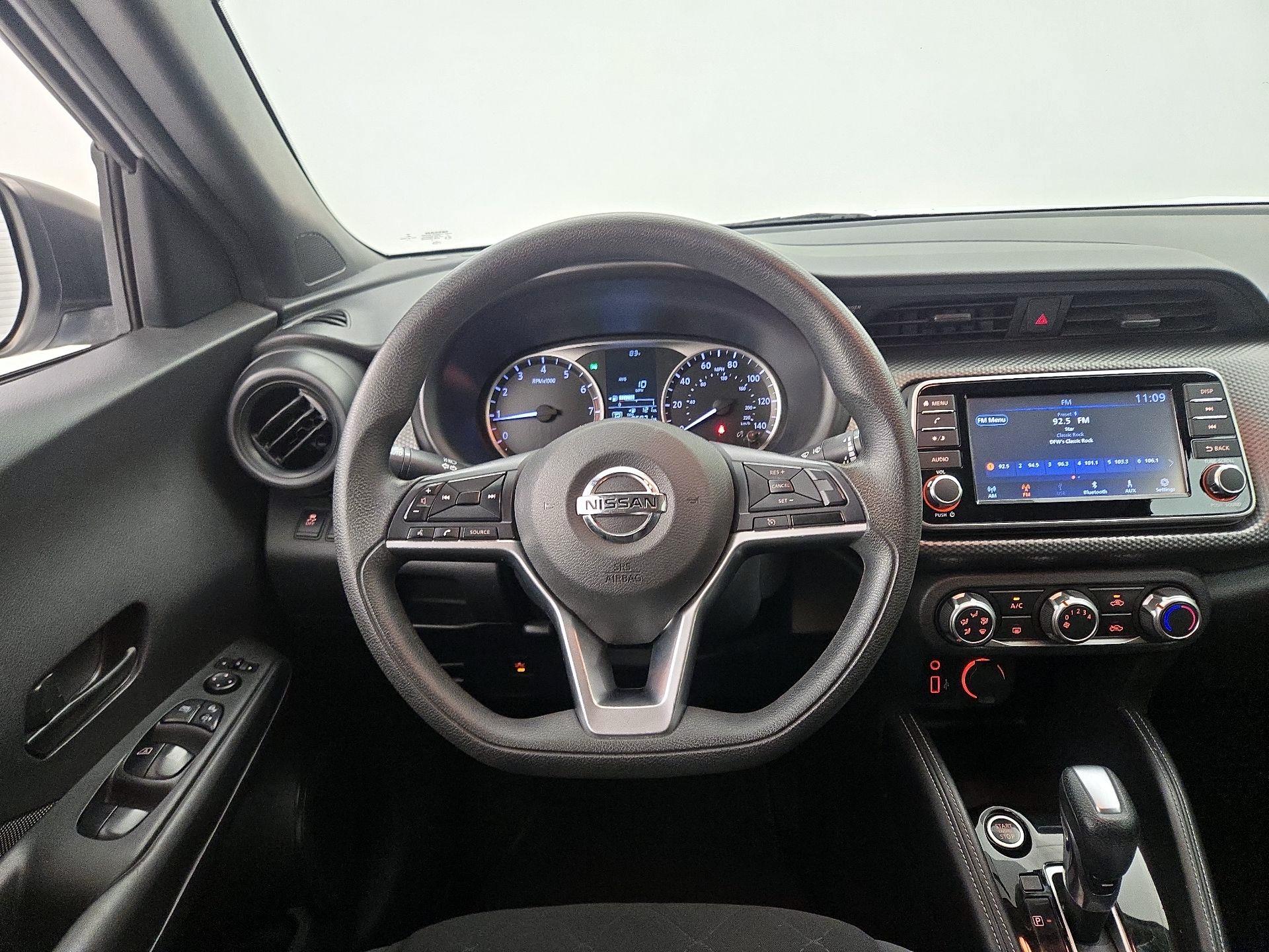 Thumbnail: 2019 Nissan Kicks - 10