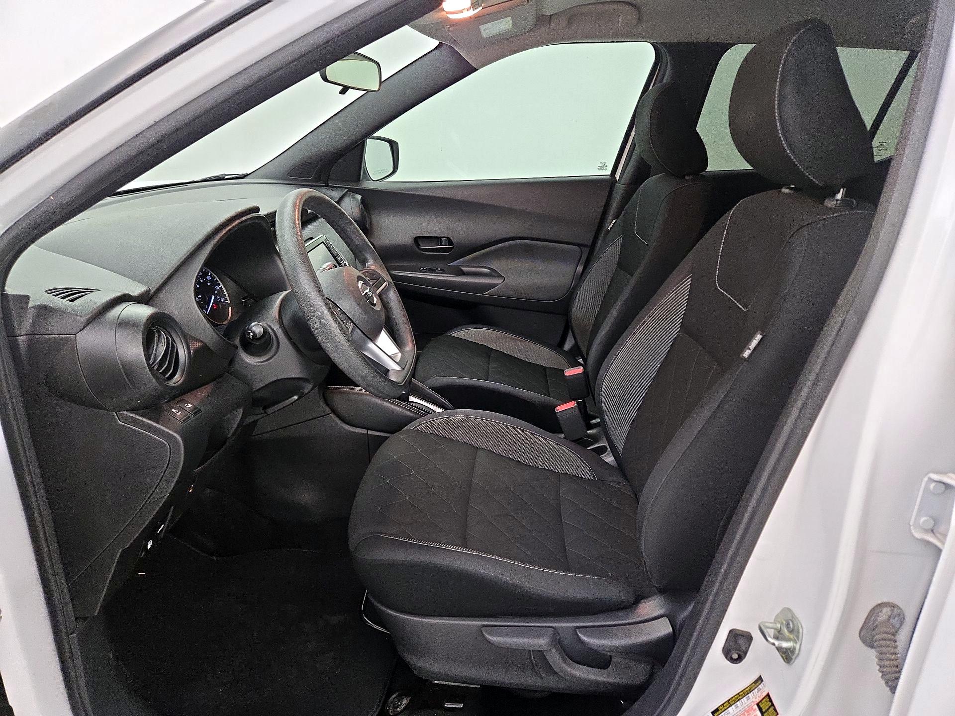 Thumbnail: 2019 Nissan Kicks - 11