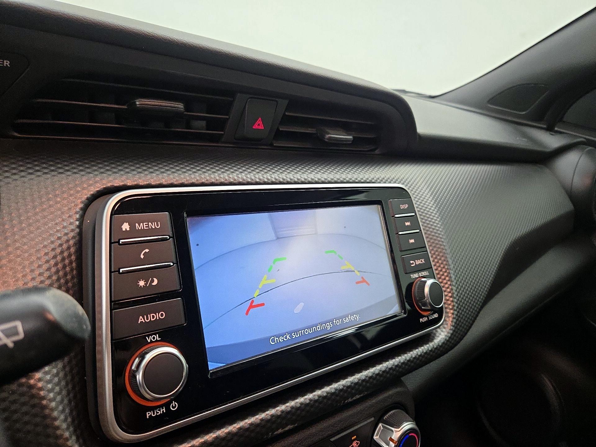 Thumbnail: 2019 Nissan Kicks - 14