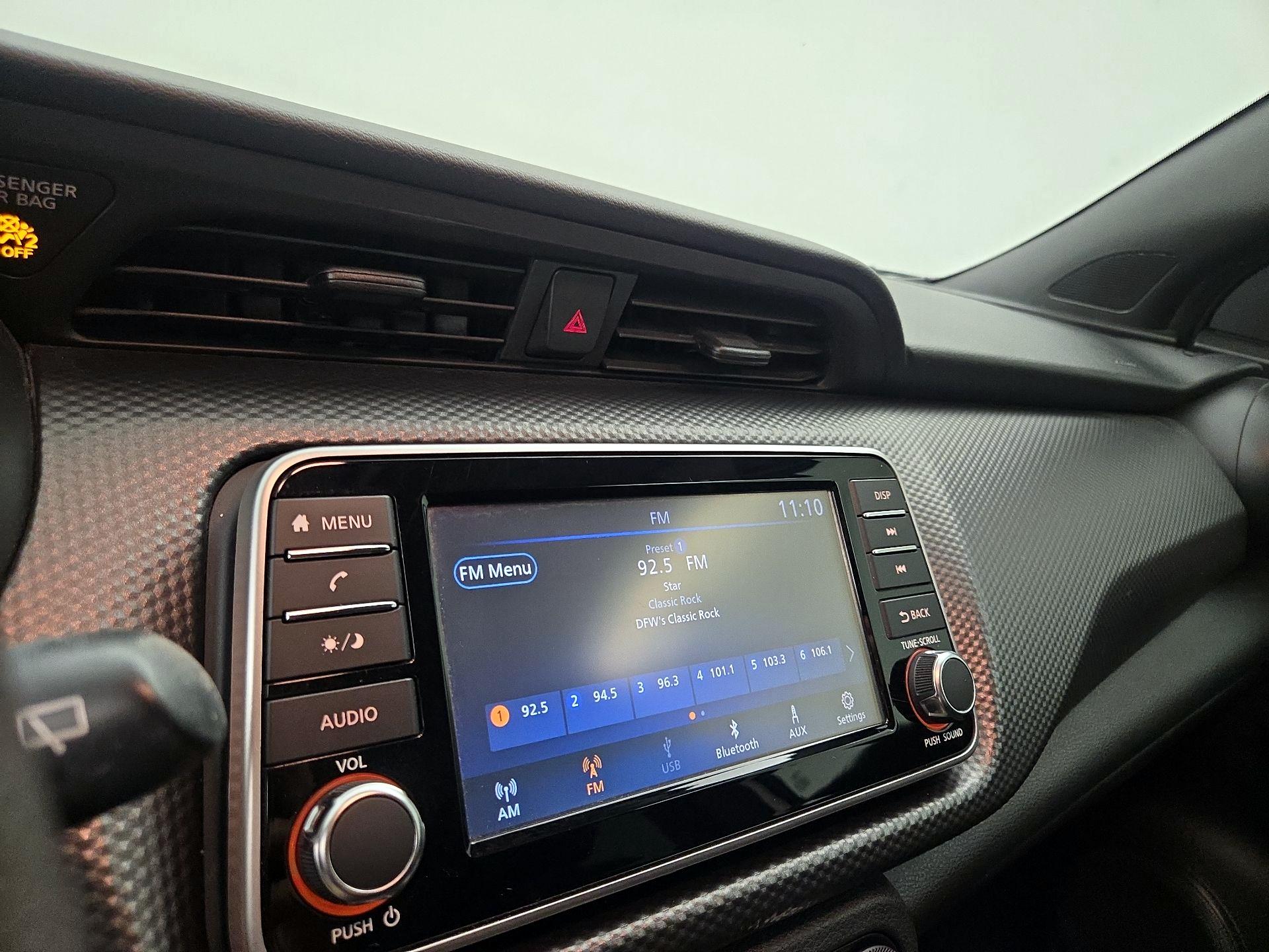 Thumbnail: 2019 Nissan Kicks - 15