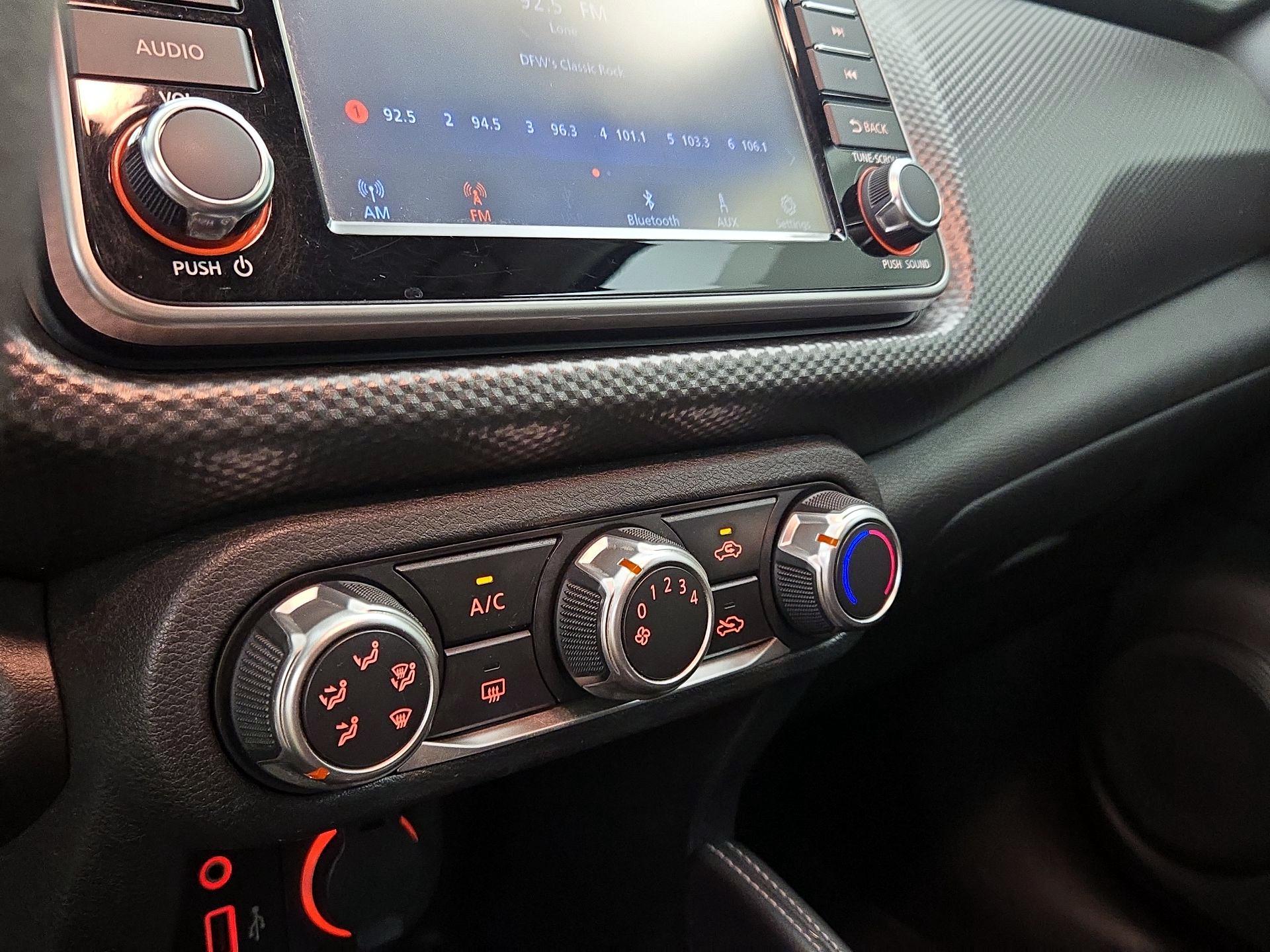 Thumbnail: 2019 Nissan Kicks - 16