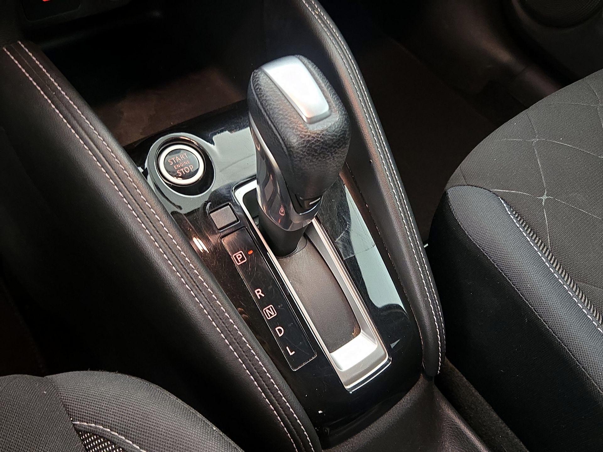 Thumbnail: 2019 Nissan Kicks - 17