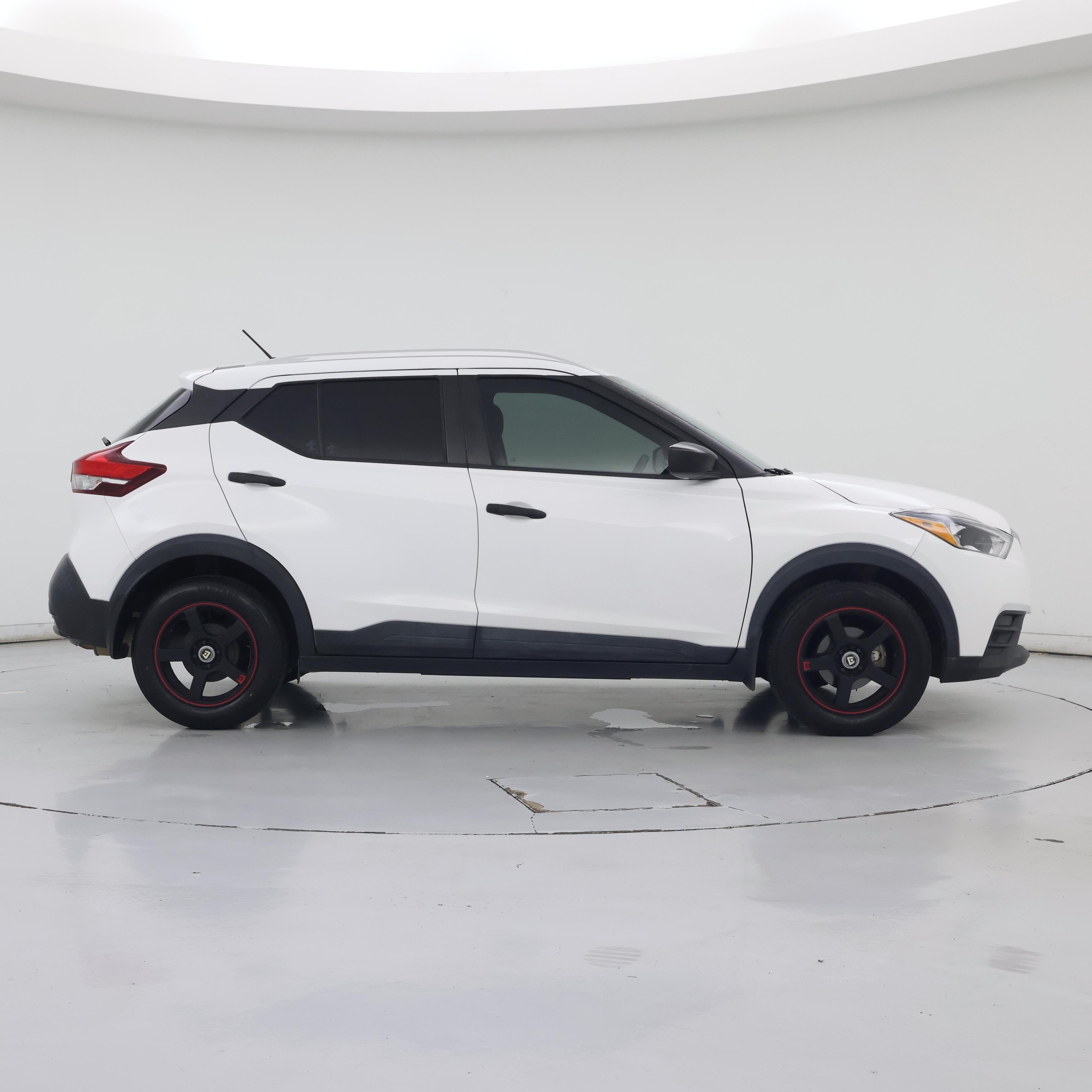 Thumbnail: 2019 Nissan Kicks - 7