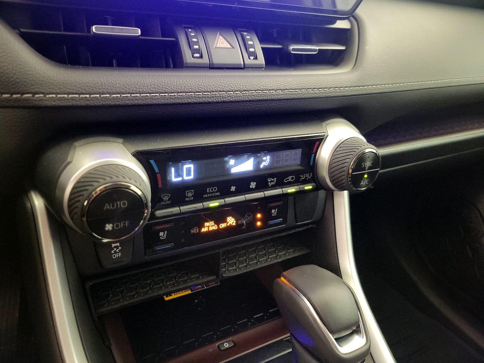 2023 Toyota RAV4 Limited - Photo 17