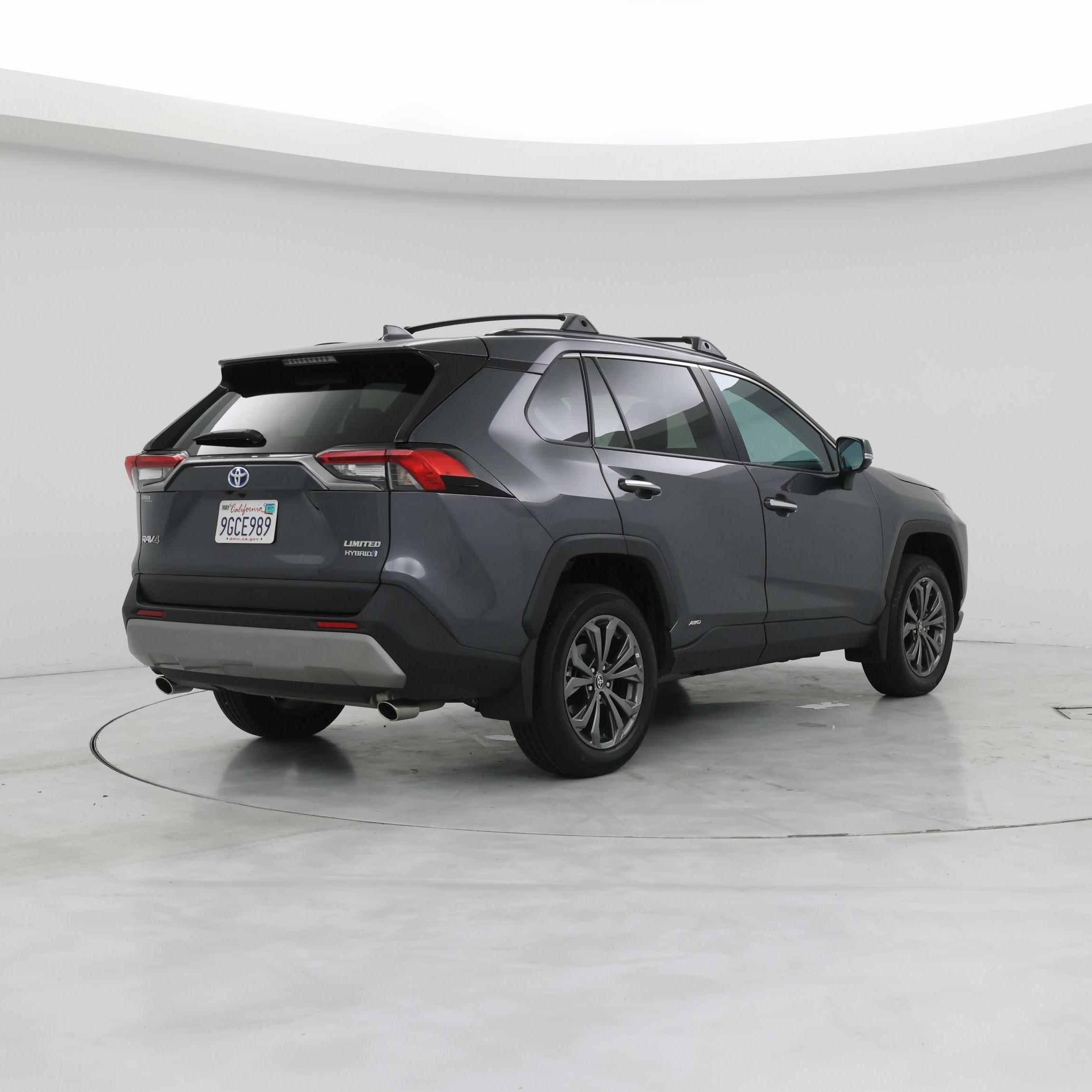 Thumbnail: 2023 Toyota RAV4 - 8
