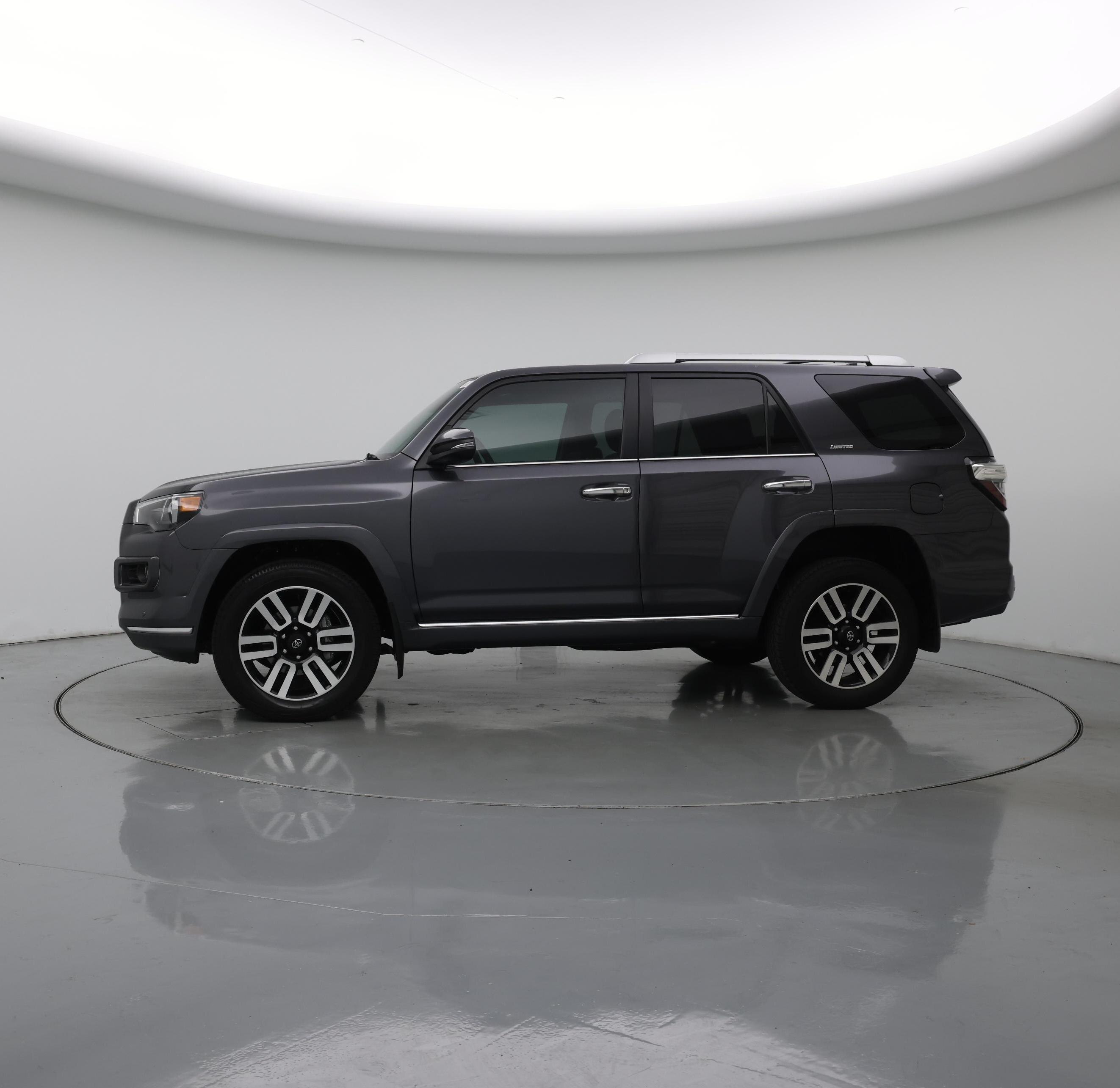Thumbnail: 2023 Toyota 4Runner - 3
