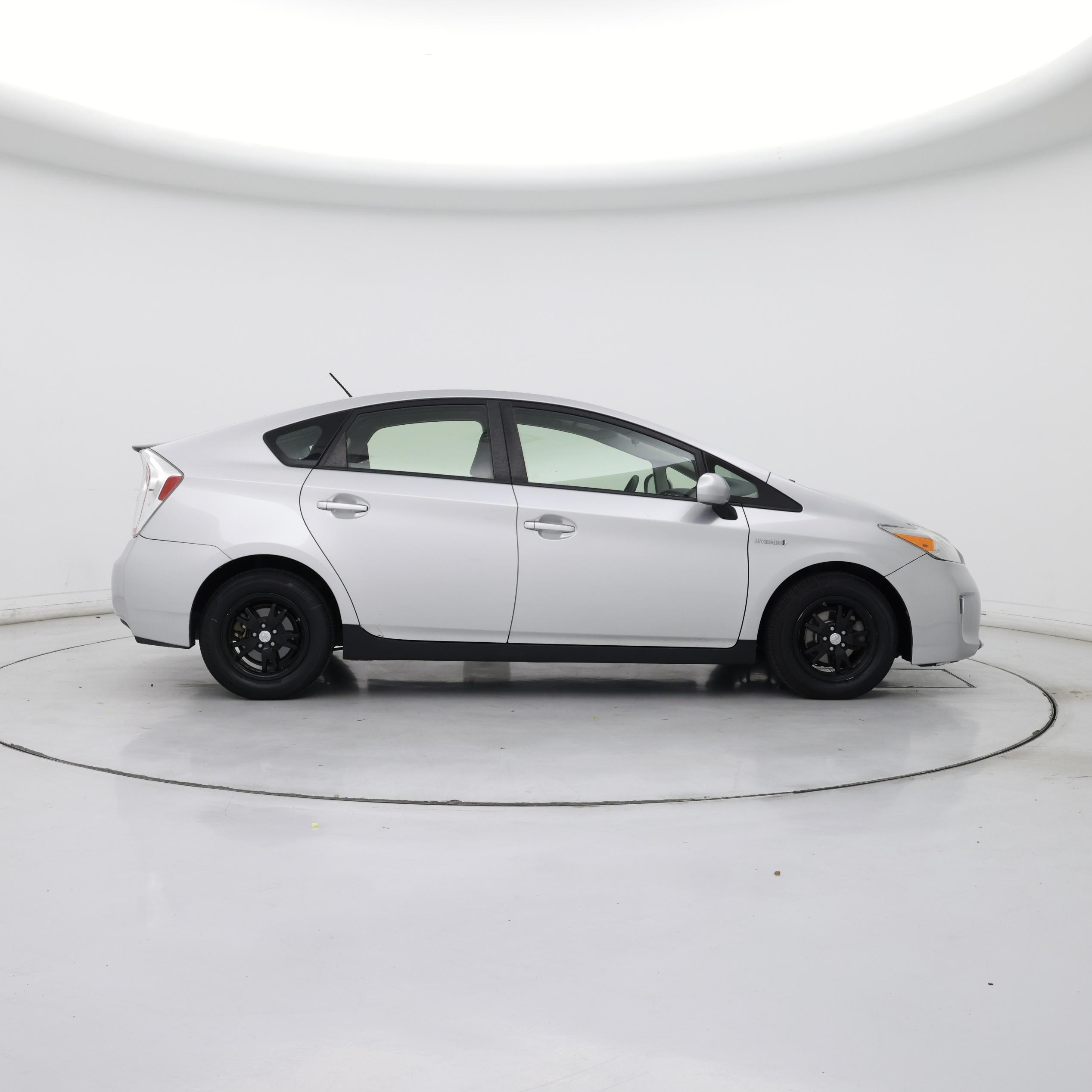 Thumbnail: 2015 Toyota Prius - 7