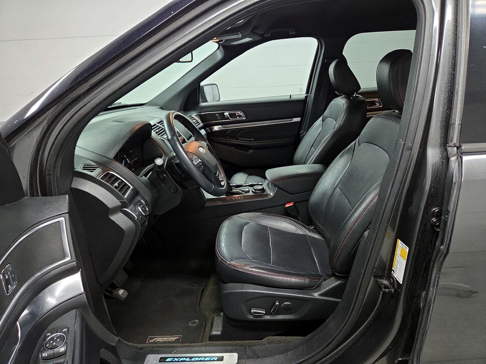Thumbnail: 2018 Ford Explorer - 11