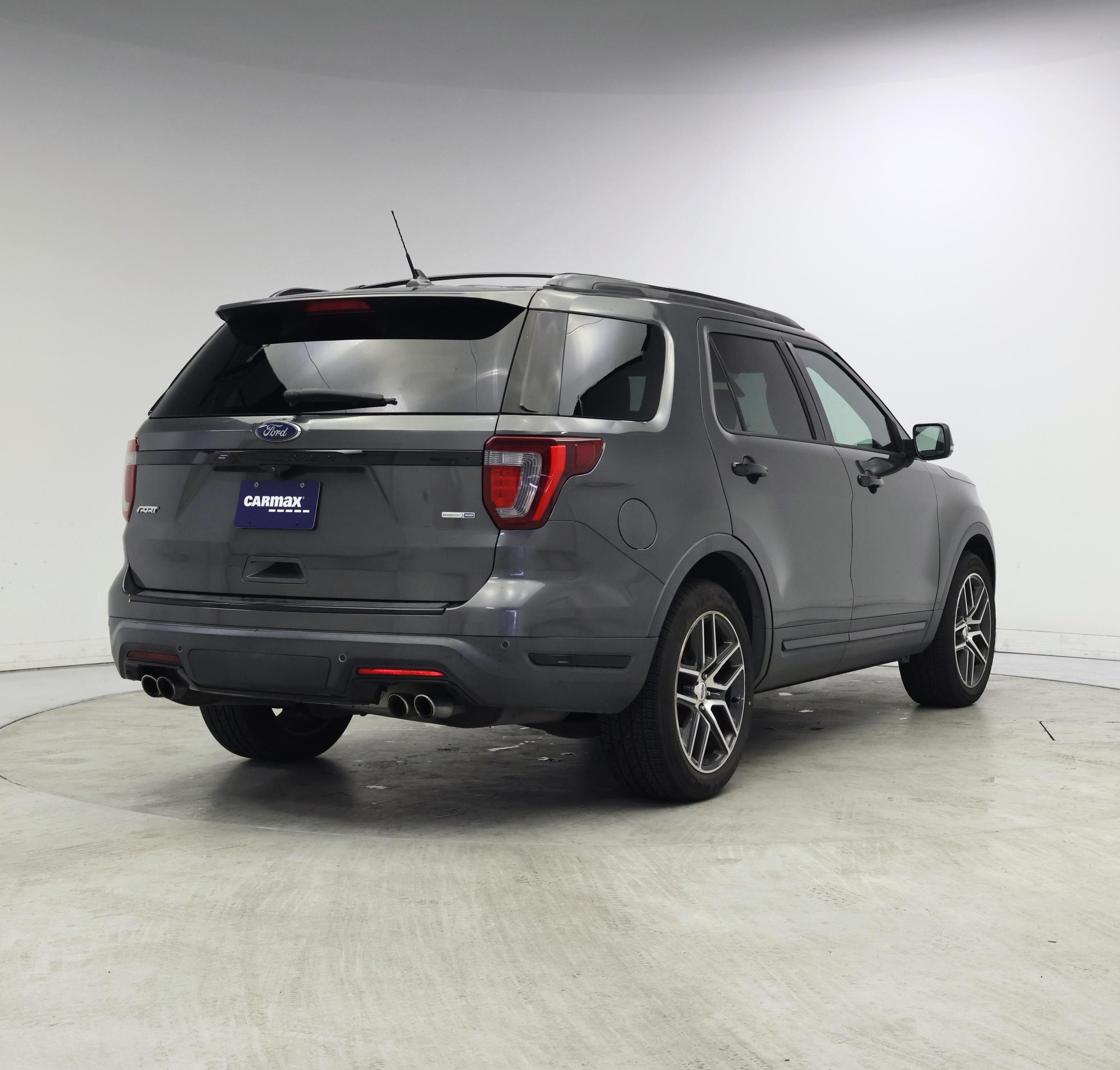 Thumbnail: 2018 Ford Explorer - 8