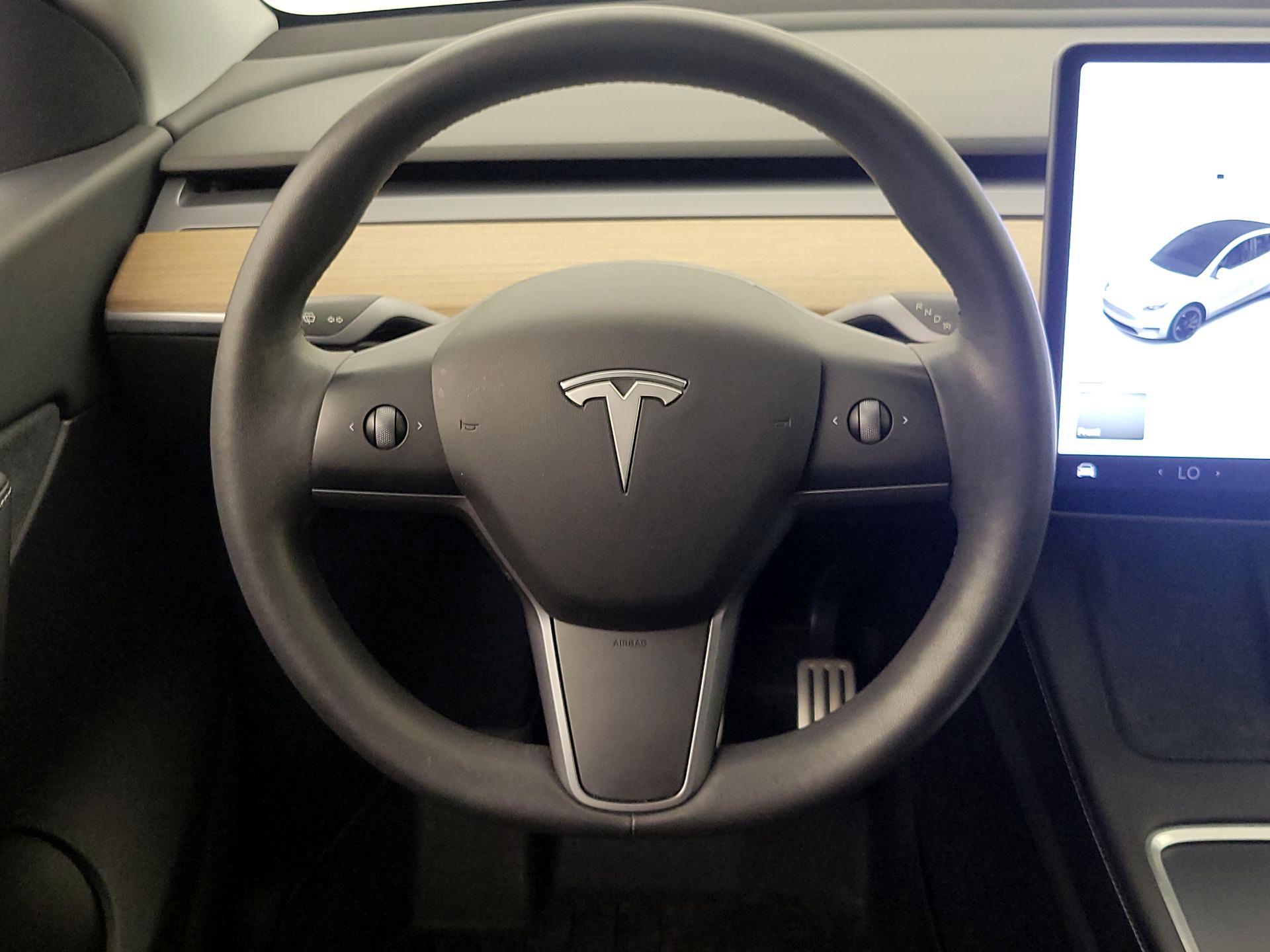 Thumbnail: 2021 Tesla Model Y - 10