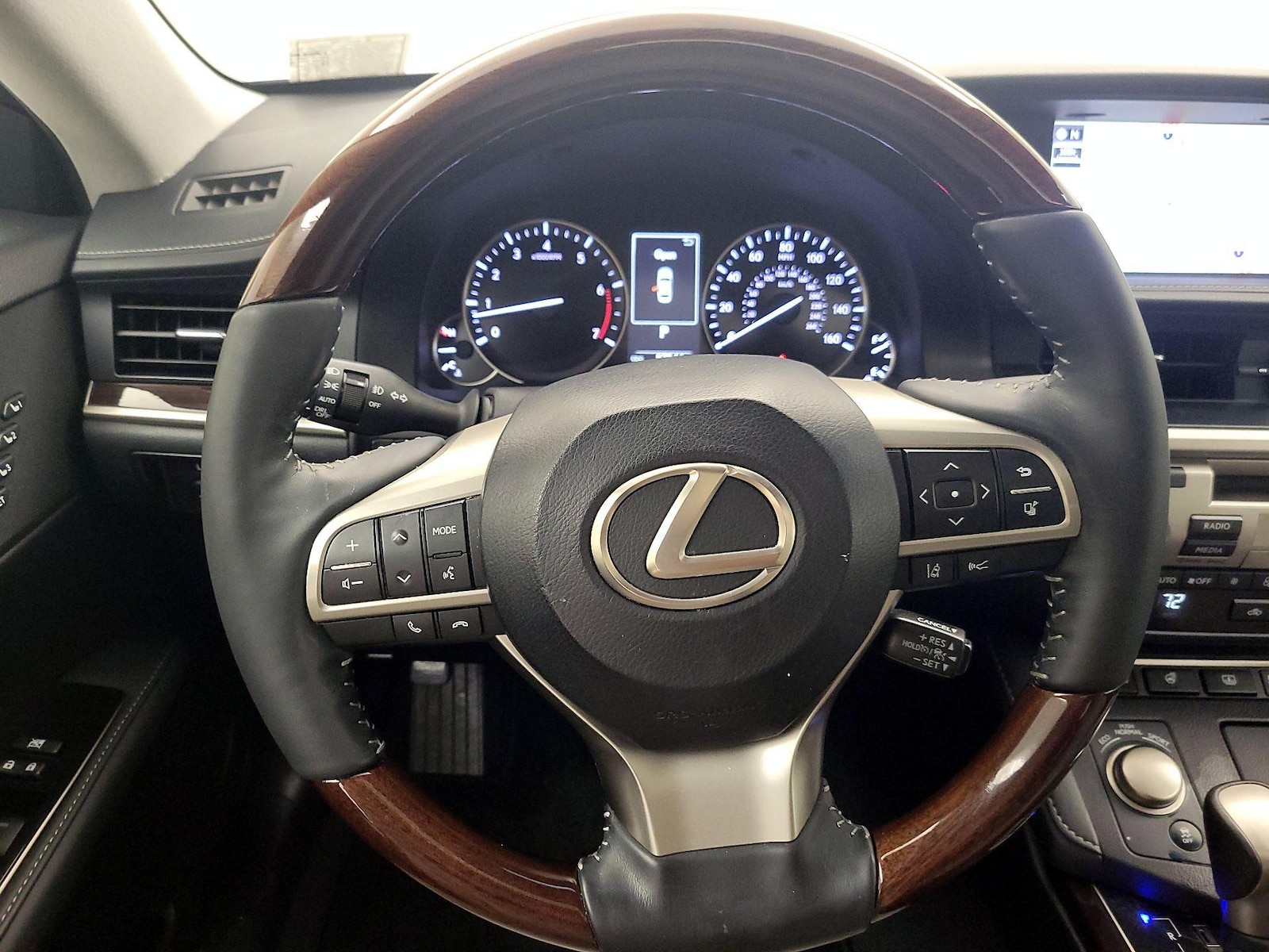 2018 Lexus ES 350 - Photo 11