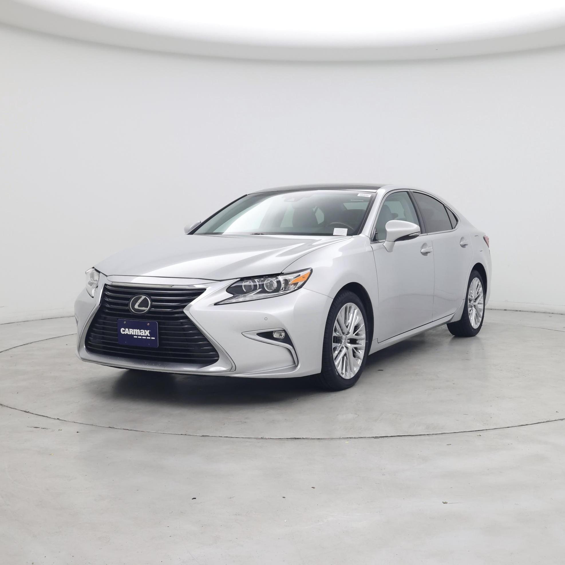Thumbnail: 2018 Lexus ES - 4