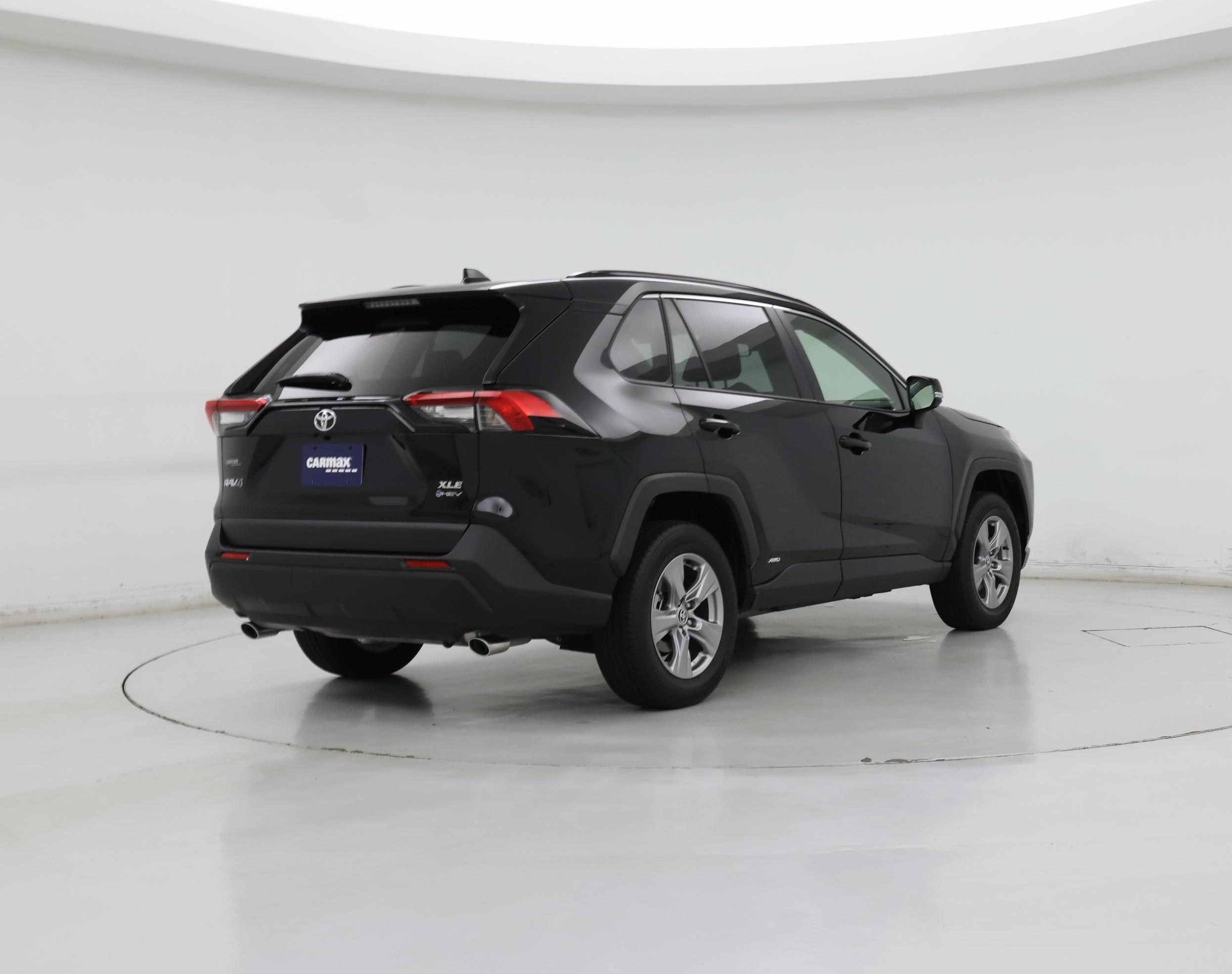 Thumbnail: 2025 Toyota RAV4 - 8