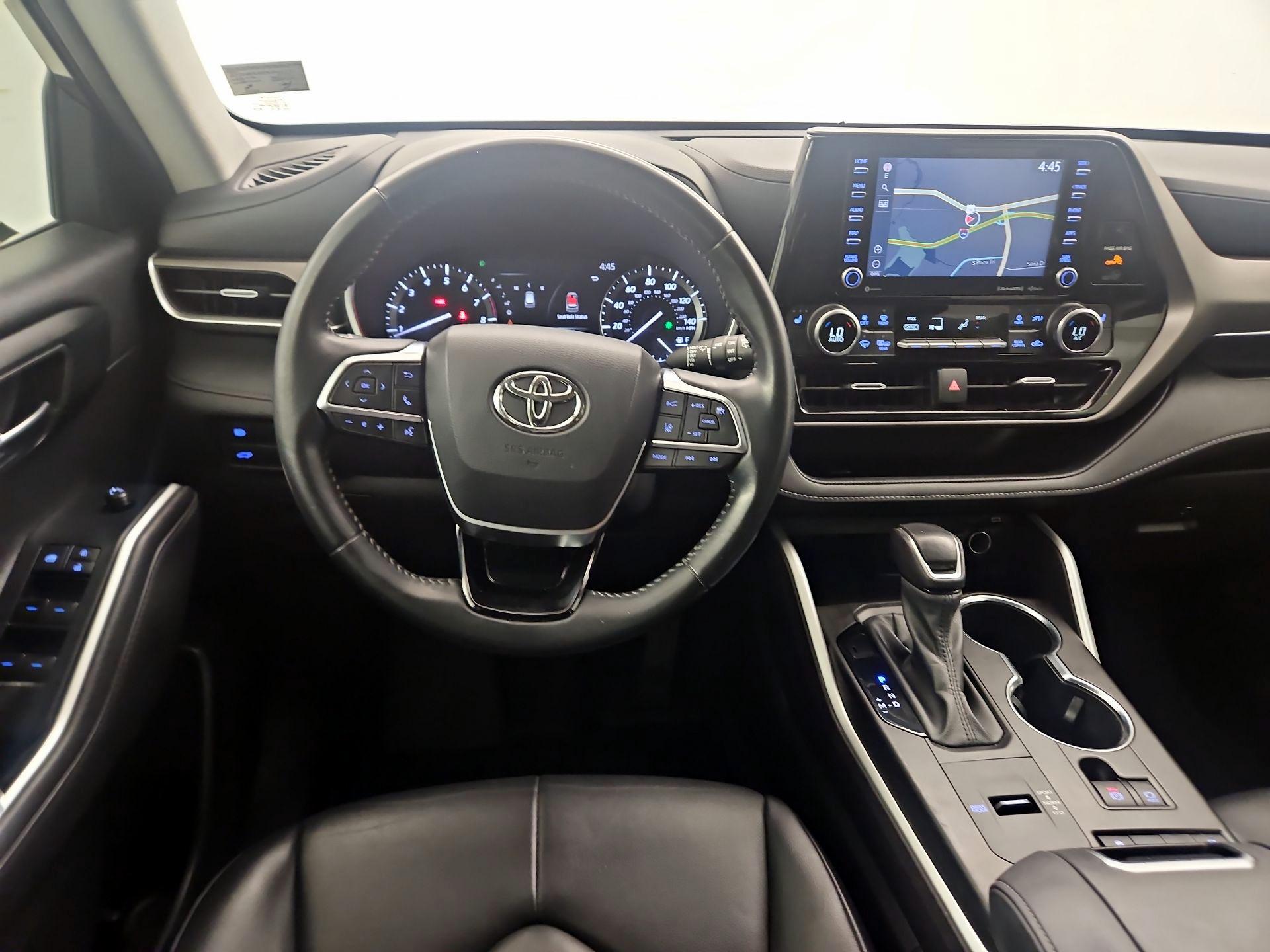 Thumbnail: 2020 Toyota Highlander - 10