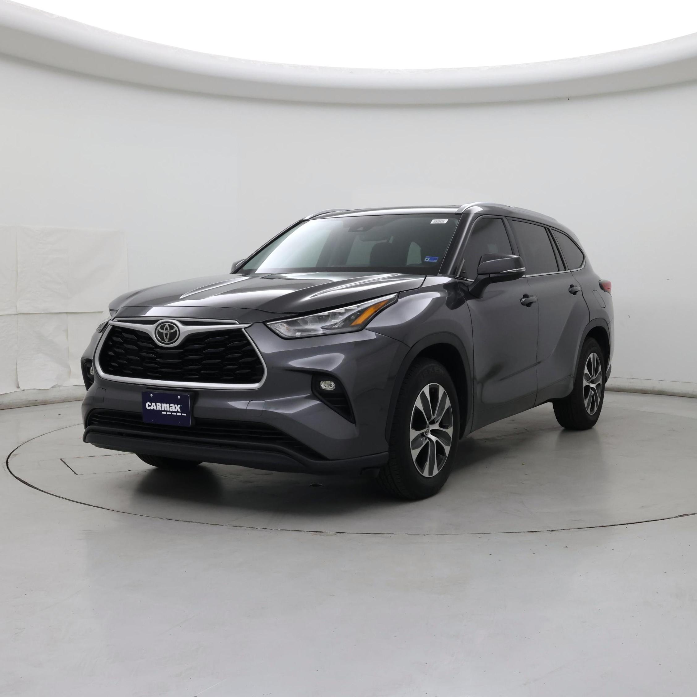 Thumbnail: 2020 Toyota Highlander - 4