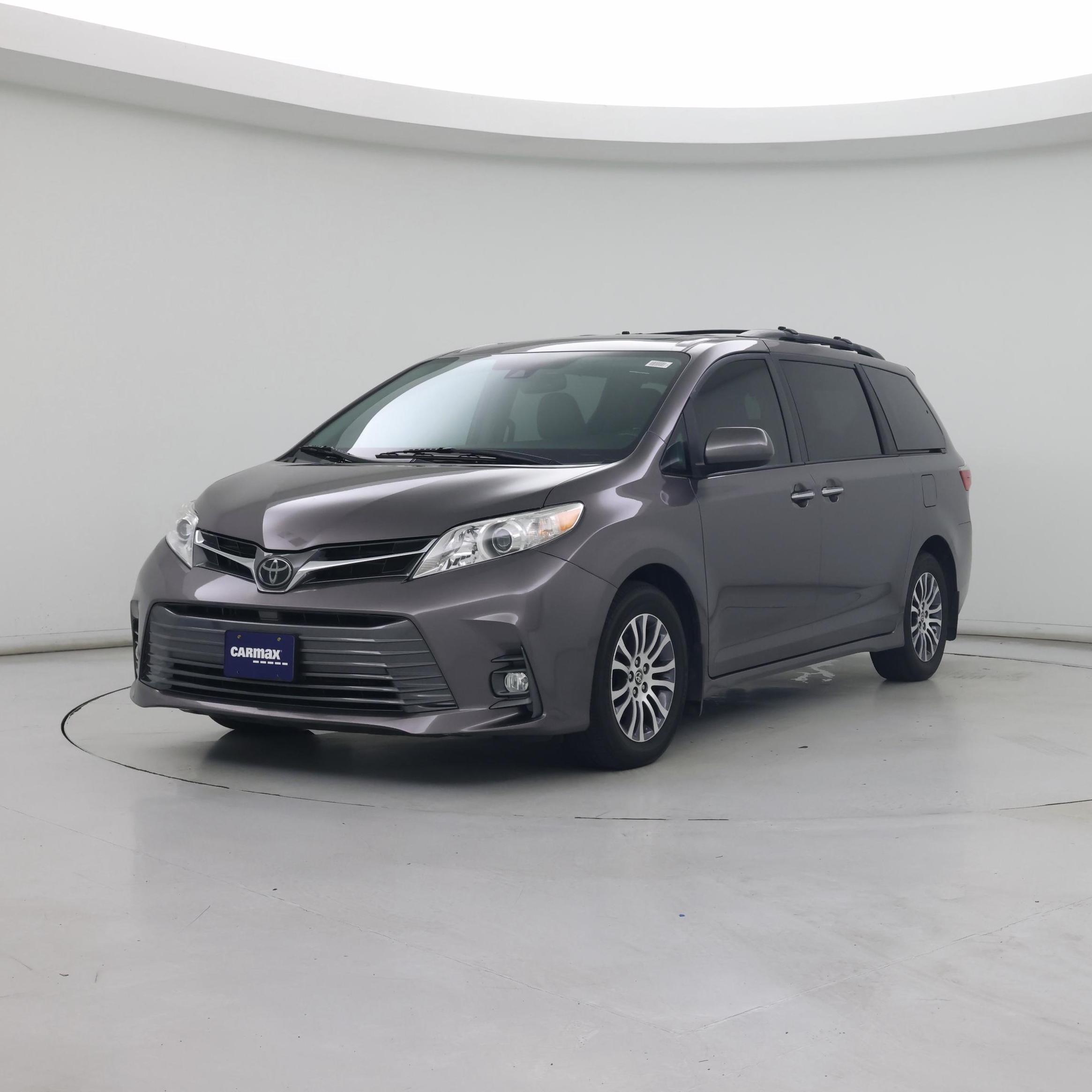 Thumbnail: 2020 Toyota Sienna - 4