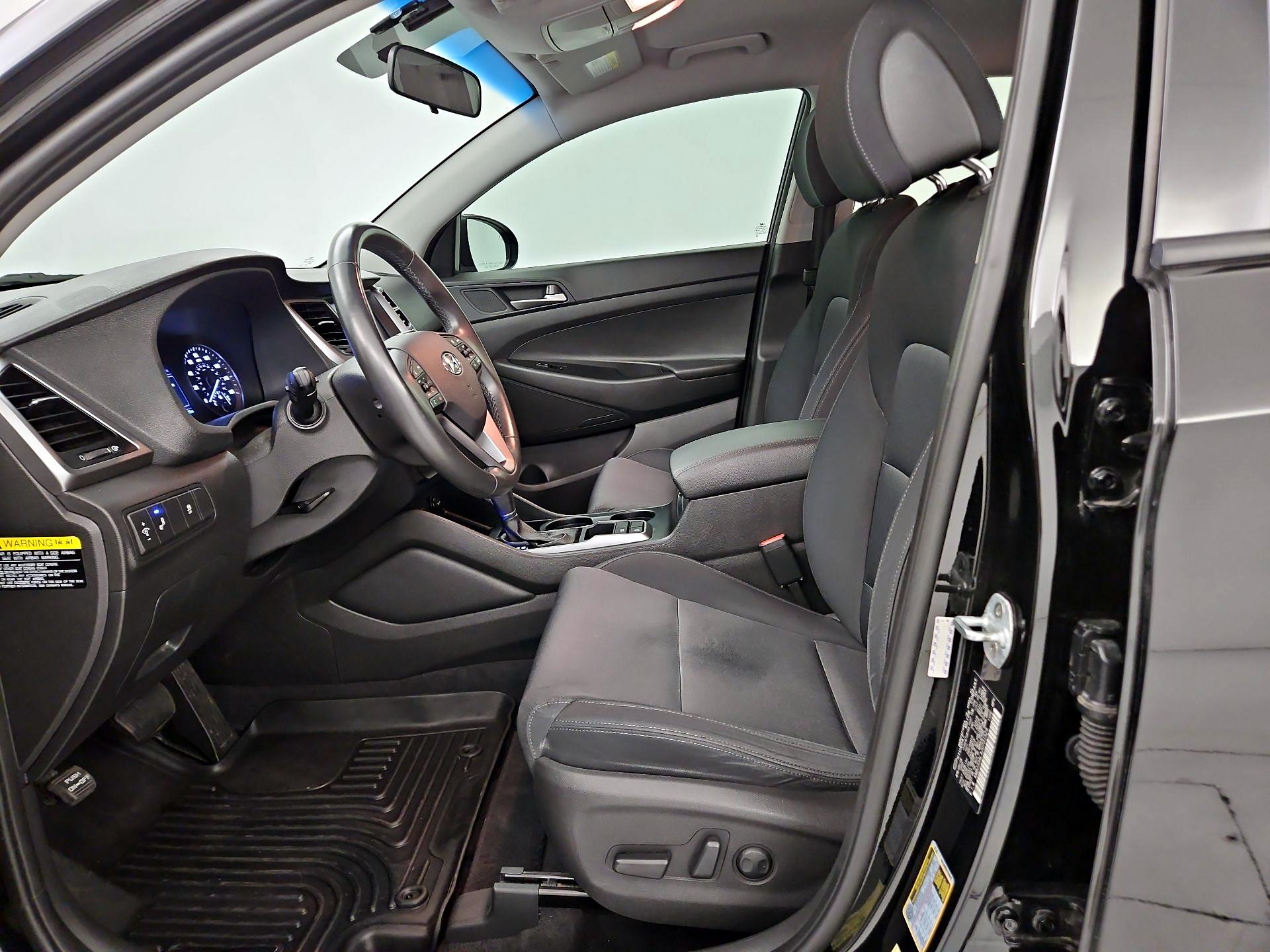 Thumbnail: 2018 Hyundai Tucson - 9