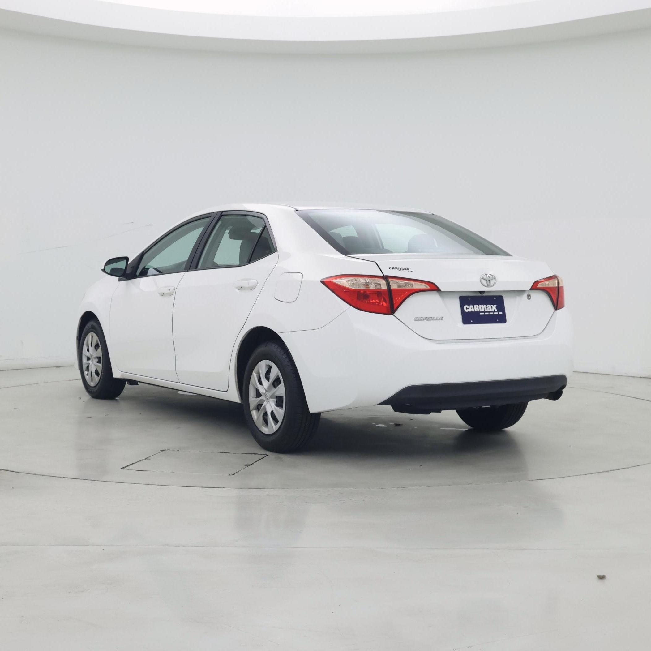 Thumbnail: 2018 Toyota Corolla - 2