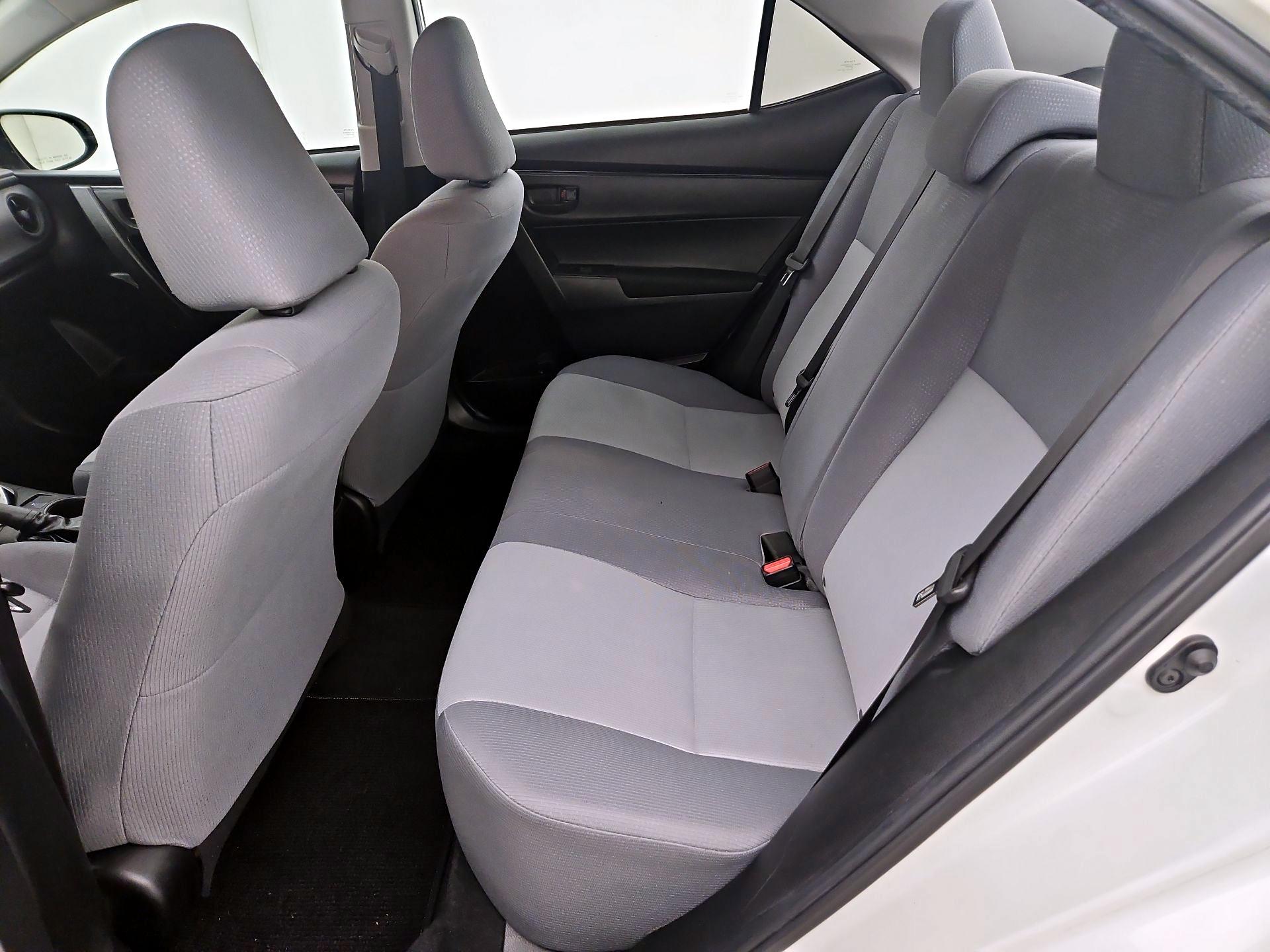 Thumbnail: 2018 Toyota Corolla - 19